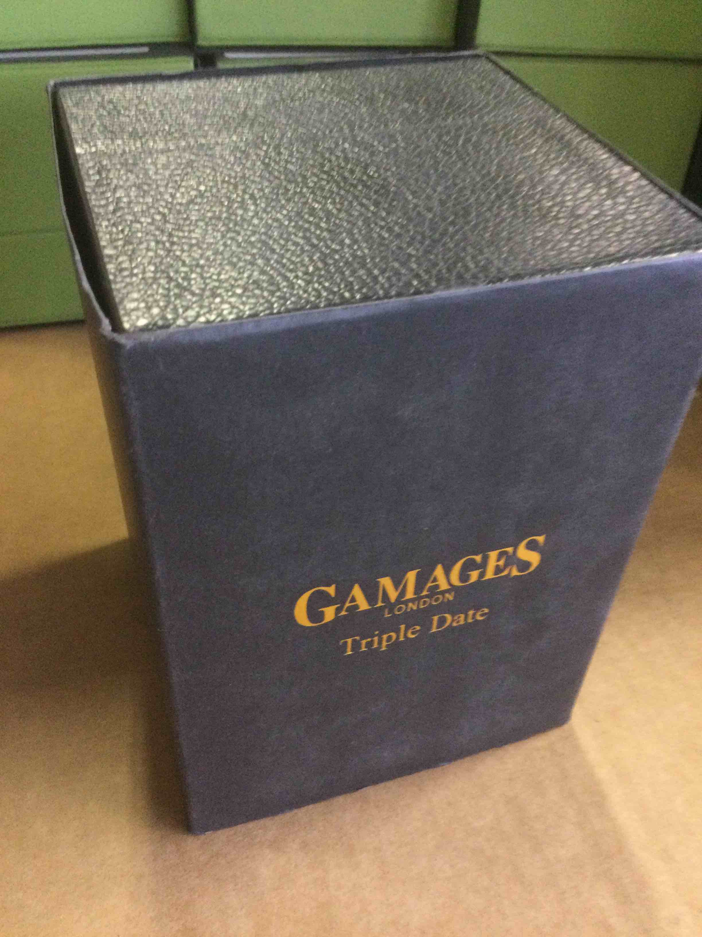 https://s3.amazonaws.com/lotting-images-prod/bidfta/RED5259609_1692199316580.jpeg