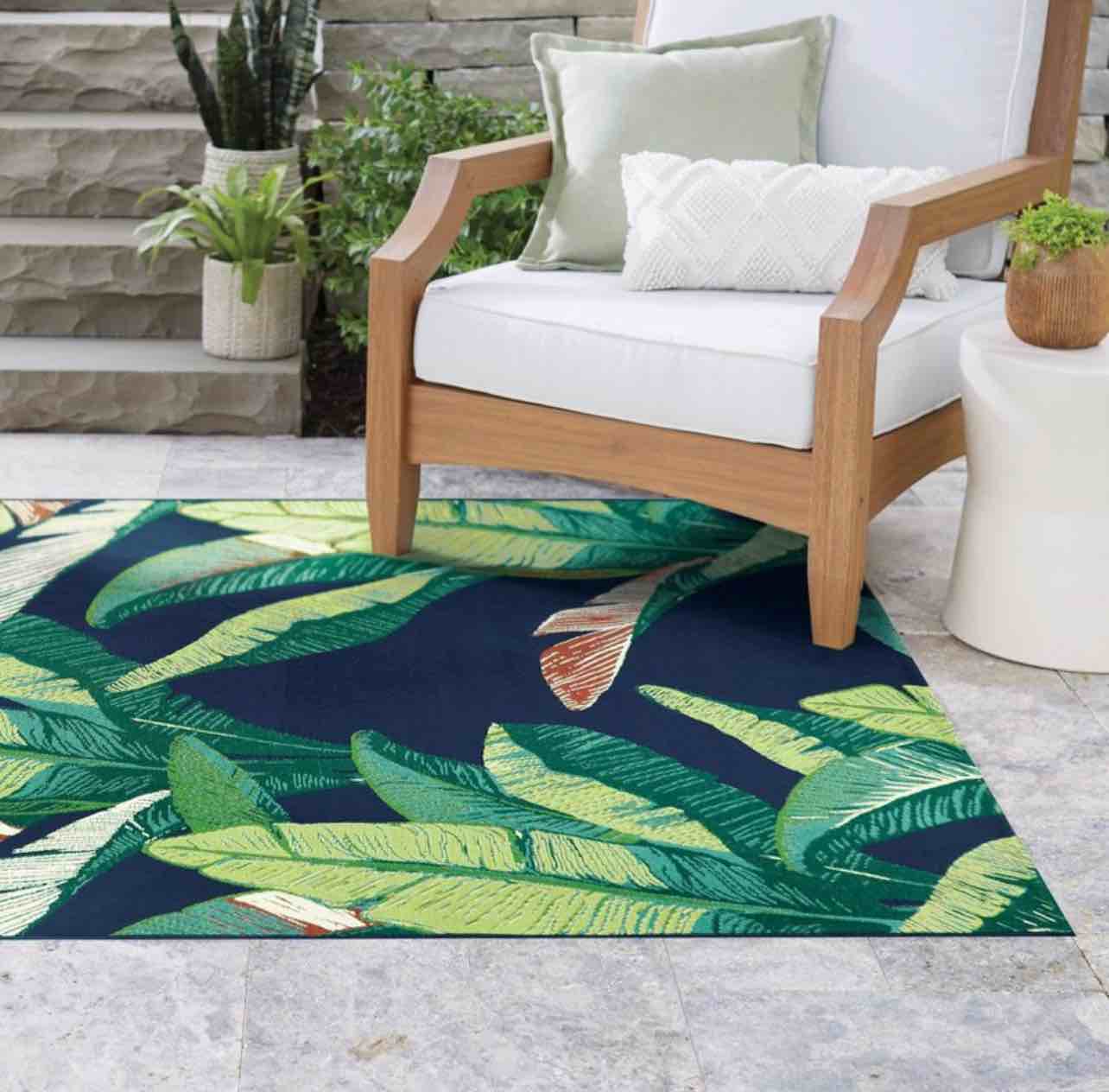 5' x 7' Outdoor Rug Banana Leaf - Threshold