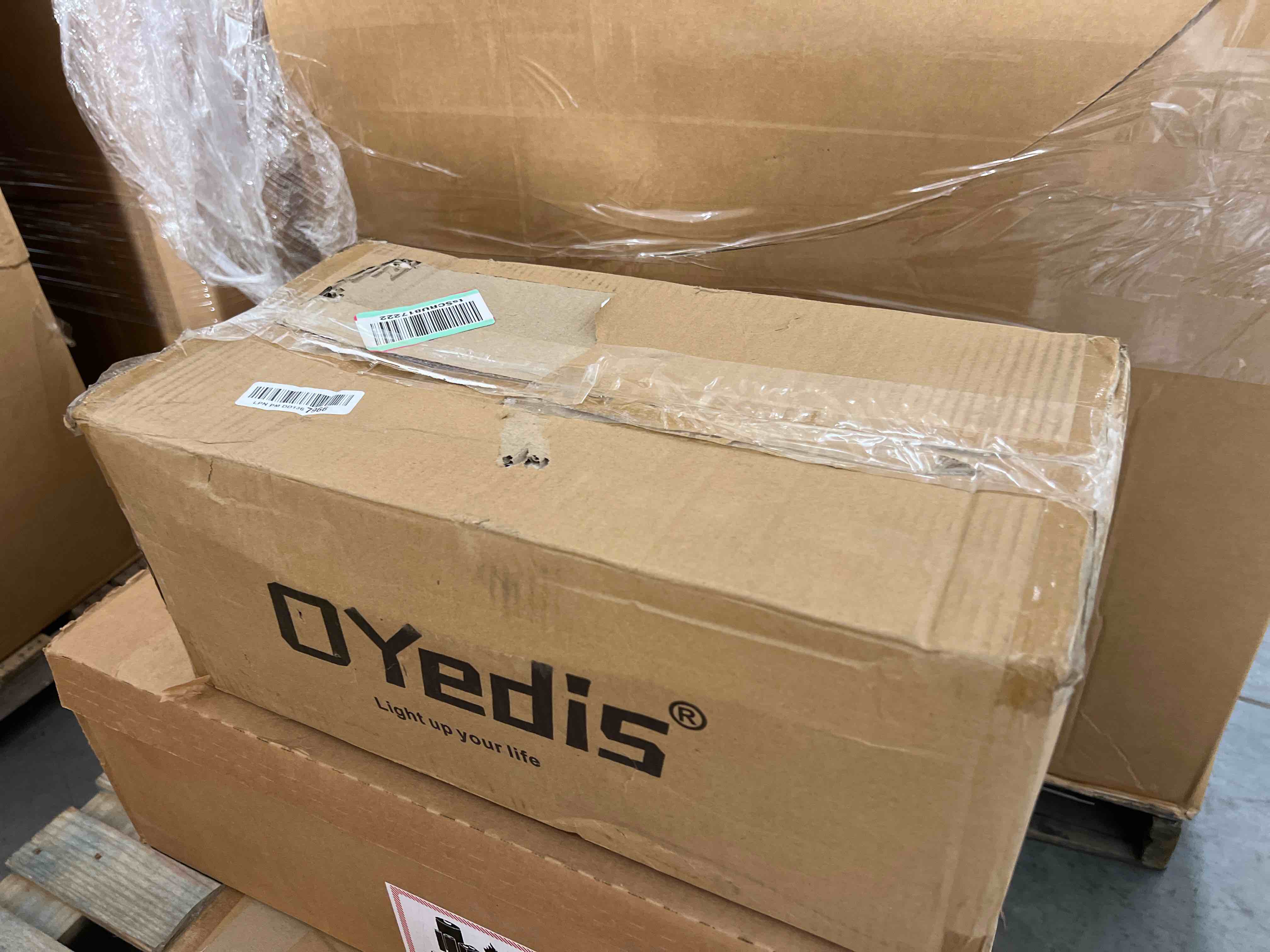https://s3.amazonaws.com/lotting-images-prod/bidfta/RED5261354_1697932258775.jpeg