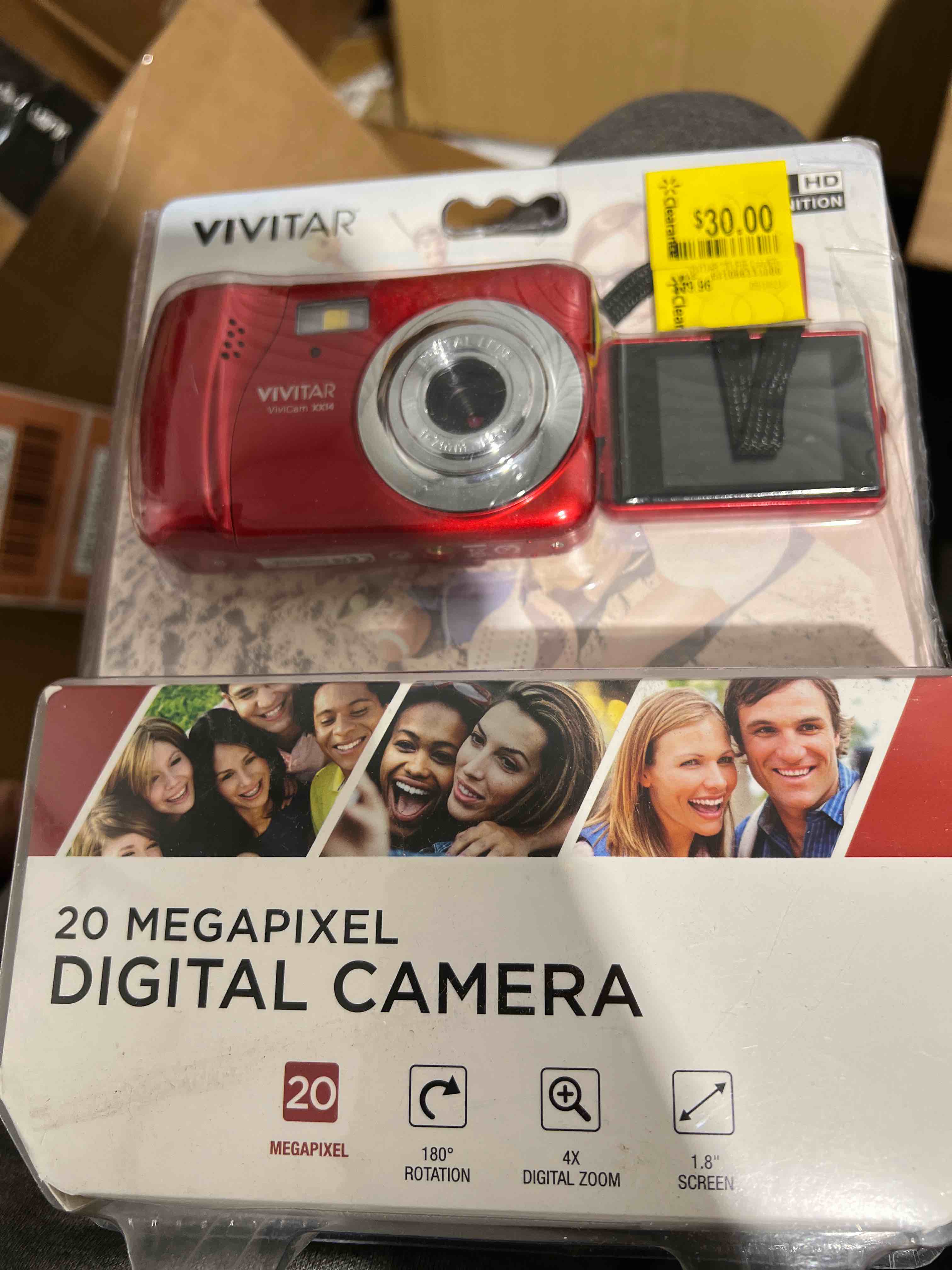 https://s3.amazonaws.com/lotting-images-prod/bidfta/RED5261914_1701562061633.jpeg