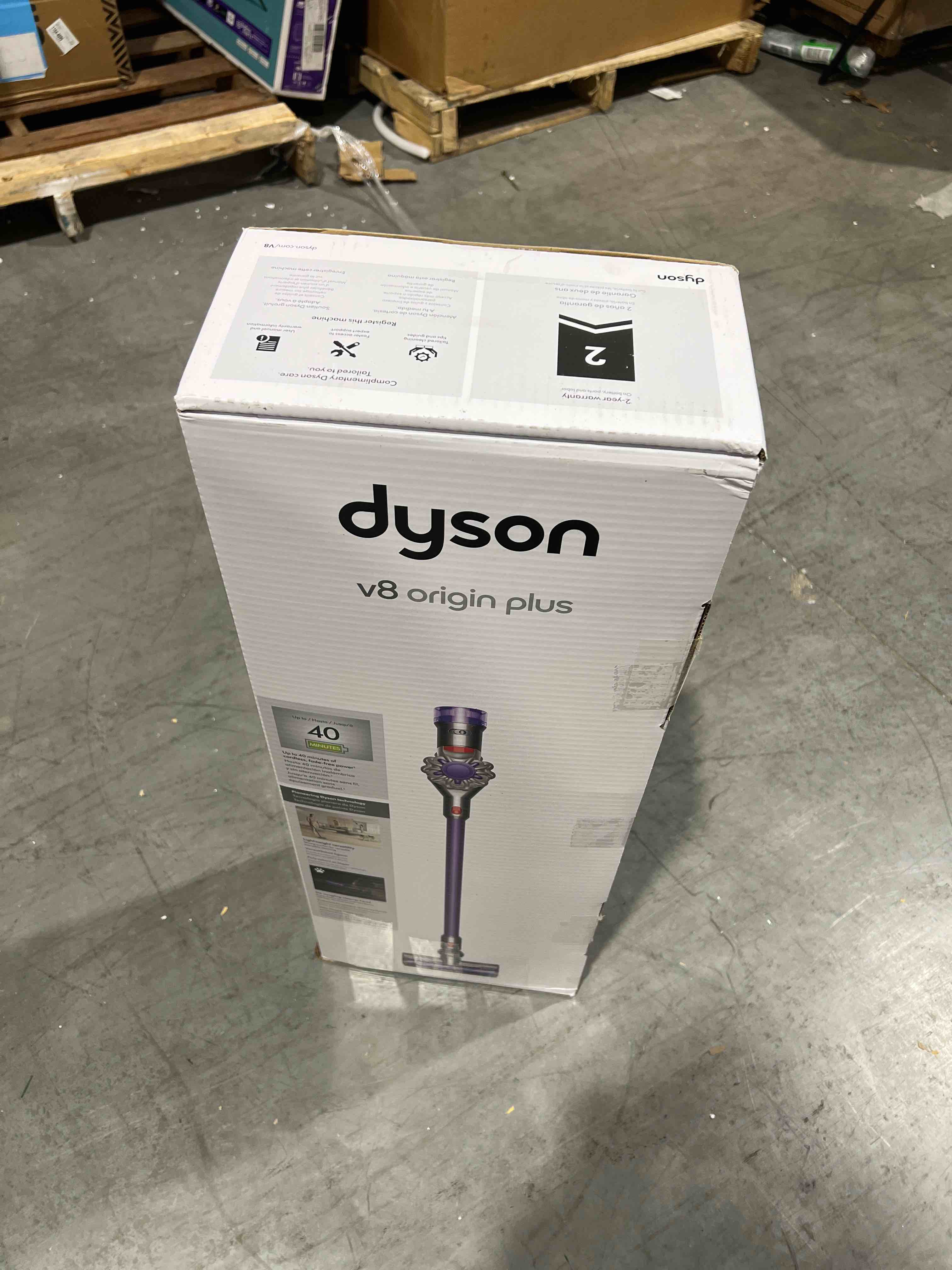 https://s3.amazonaws.com/lotting-images-prod/bidfta/RED5261928_1701711923470.jpeg