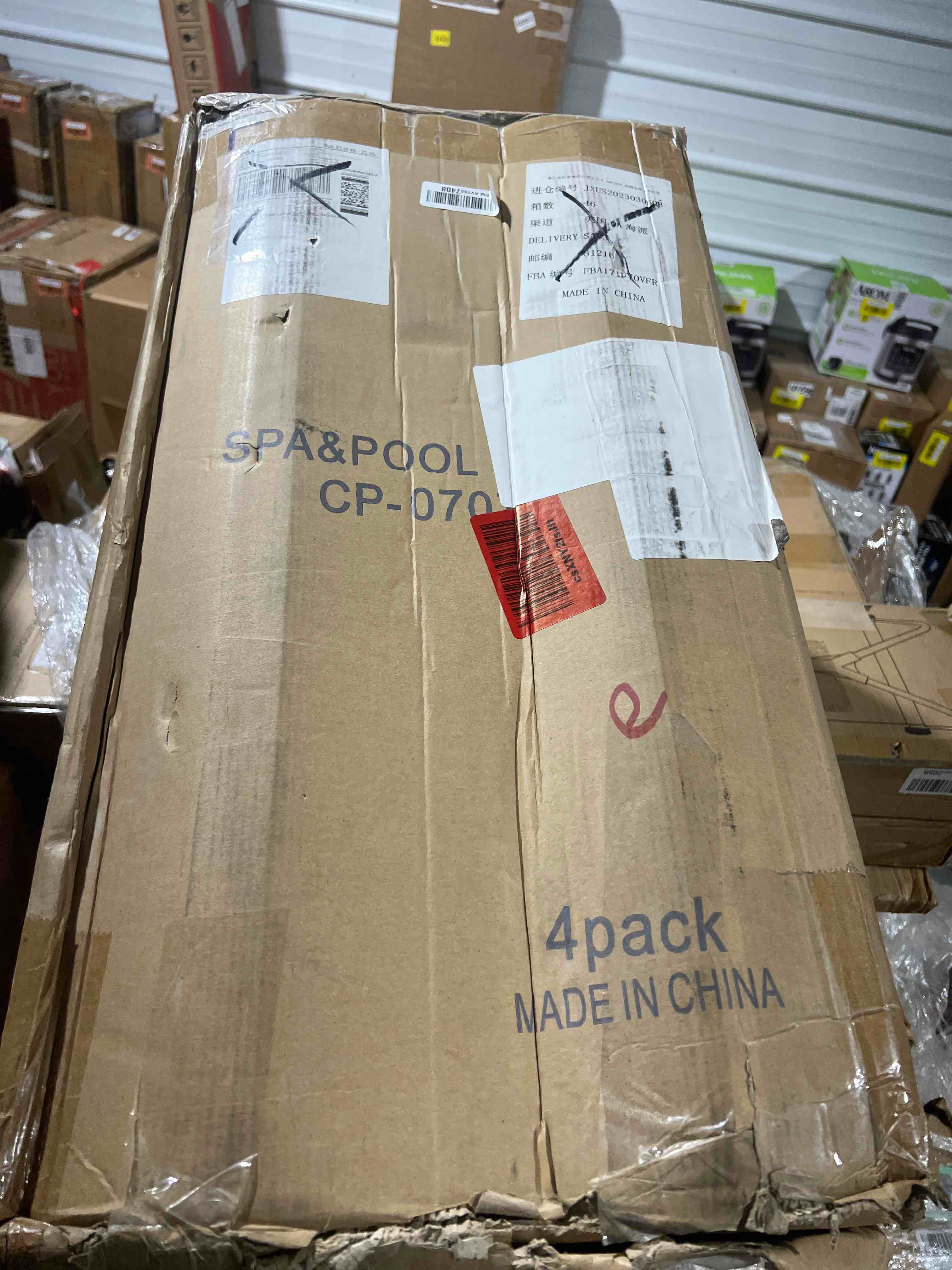 https://s3.amazonaws.com/lotting-images-prod/bidfta/RED5262031_1702419633907.jpeg