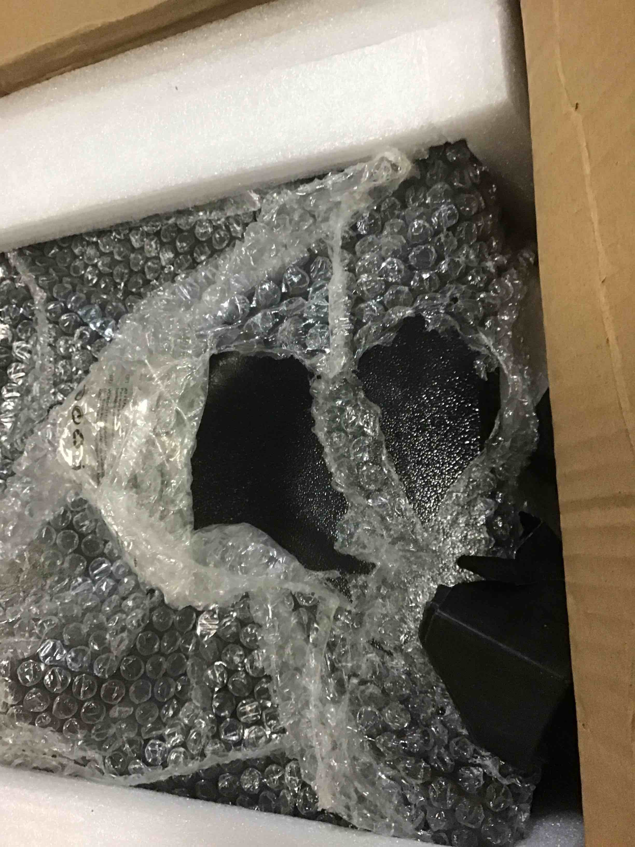 https://s3.amazonaws.com/lotting-images-prod/bidfta/RED5264023_1694776215497.jpeg