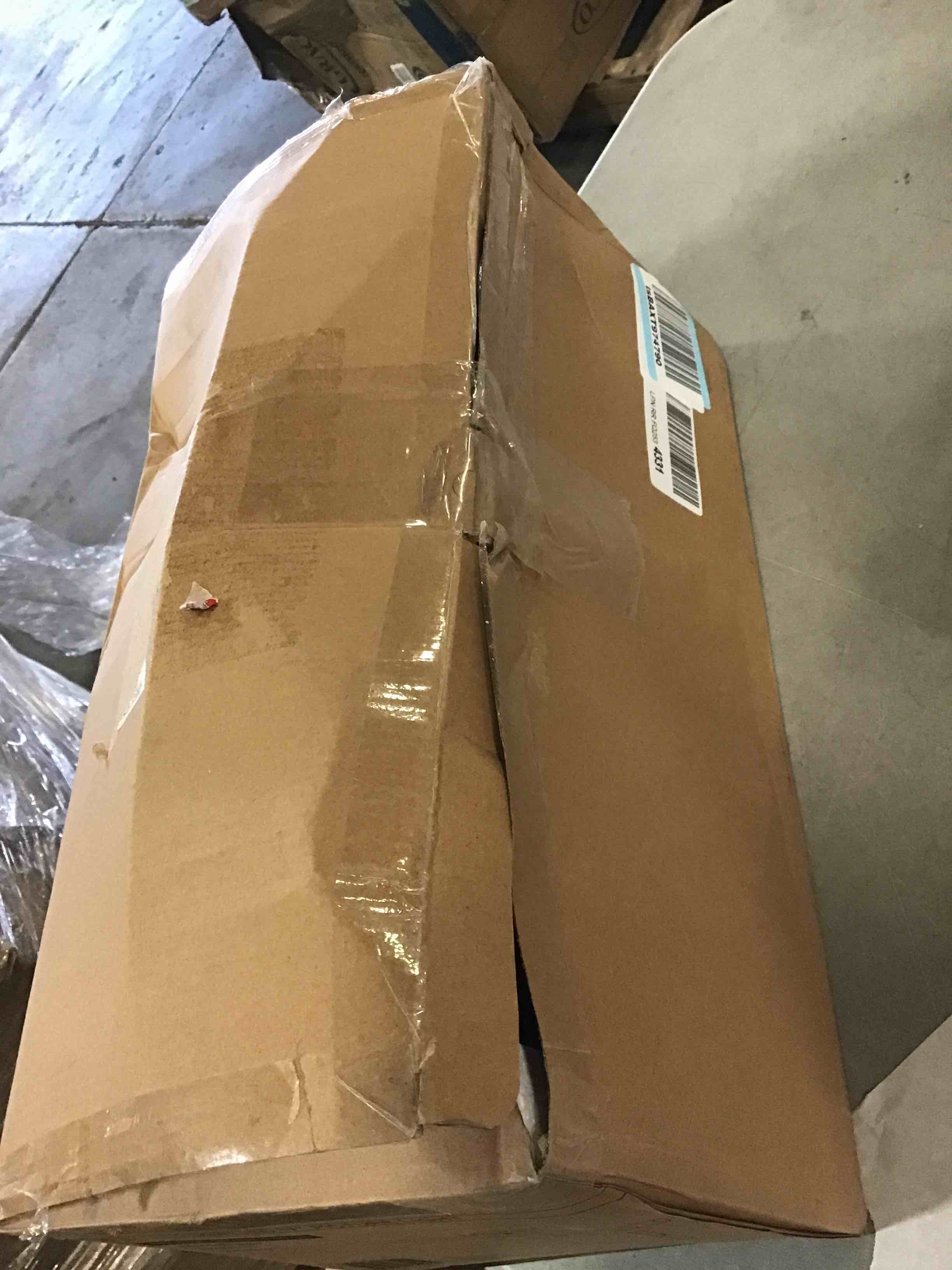 https://s3.amazonaws.com/lotting-images-prod/bidfta/RED5264111_1694787788284.jpeg