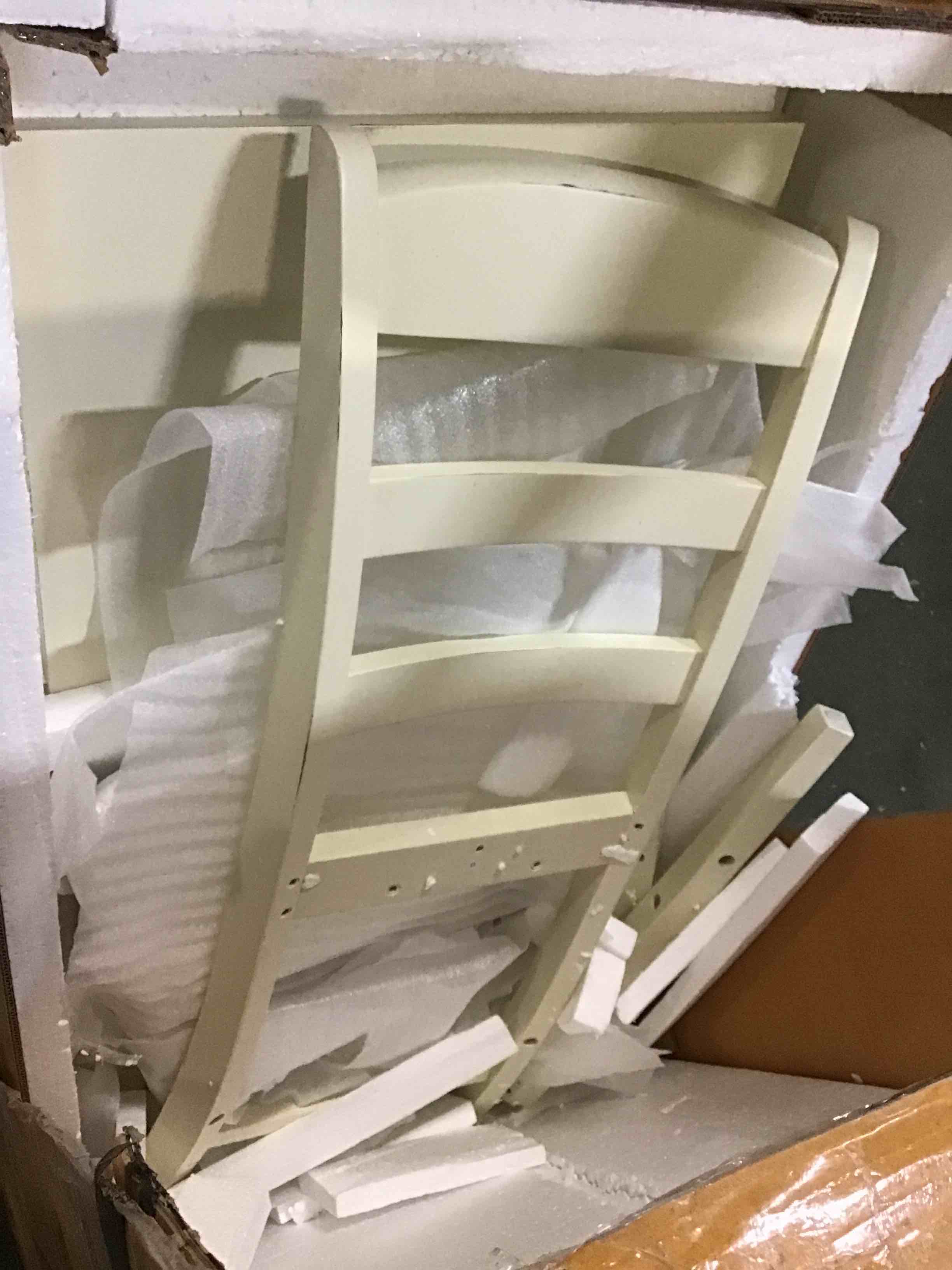 https://s3.amazonaws.com/lotting-images-prod/bidfta/RED5264262_1694808466713.jpeg