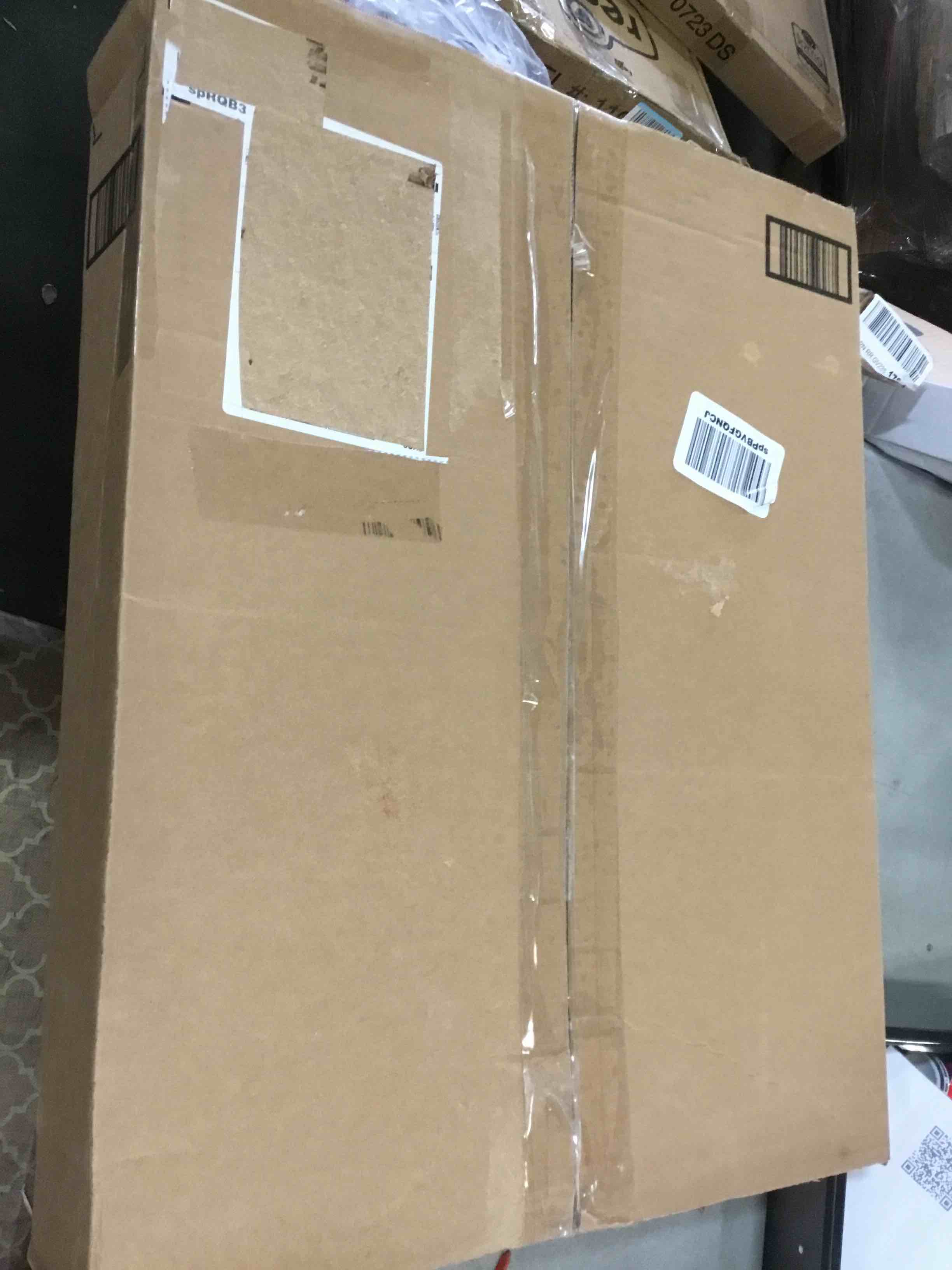 https://s3.amazonaws.com/lotting-images-prod/bidfta/RED5264397_1694879290629.jpeg