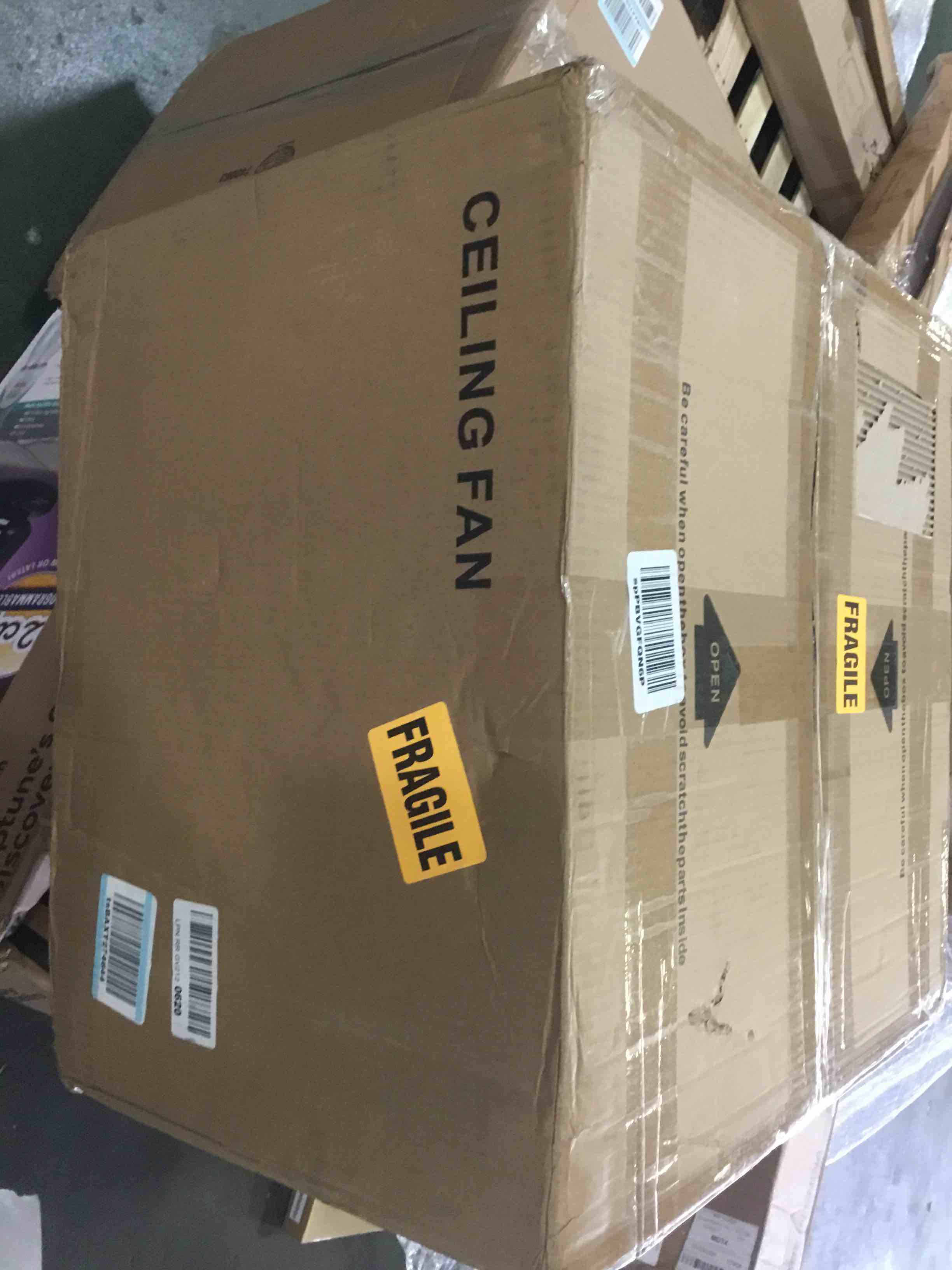 https://s3.amazonaws.com/lotting-images-prod/bidfta/RED5264407_1694879965833.jpeg
