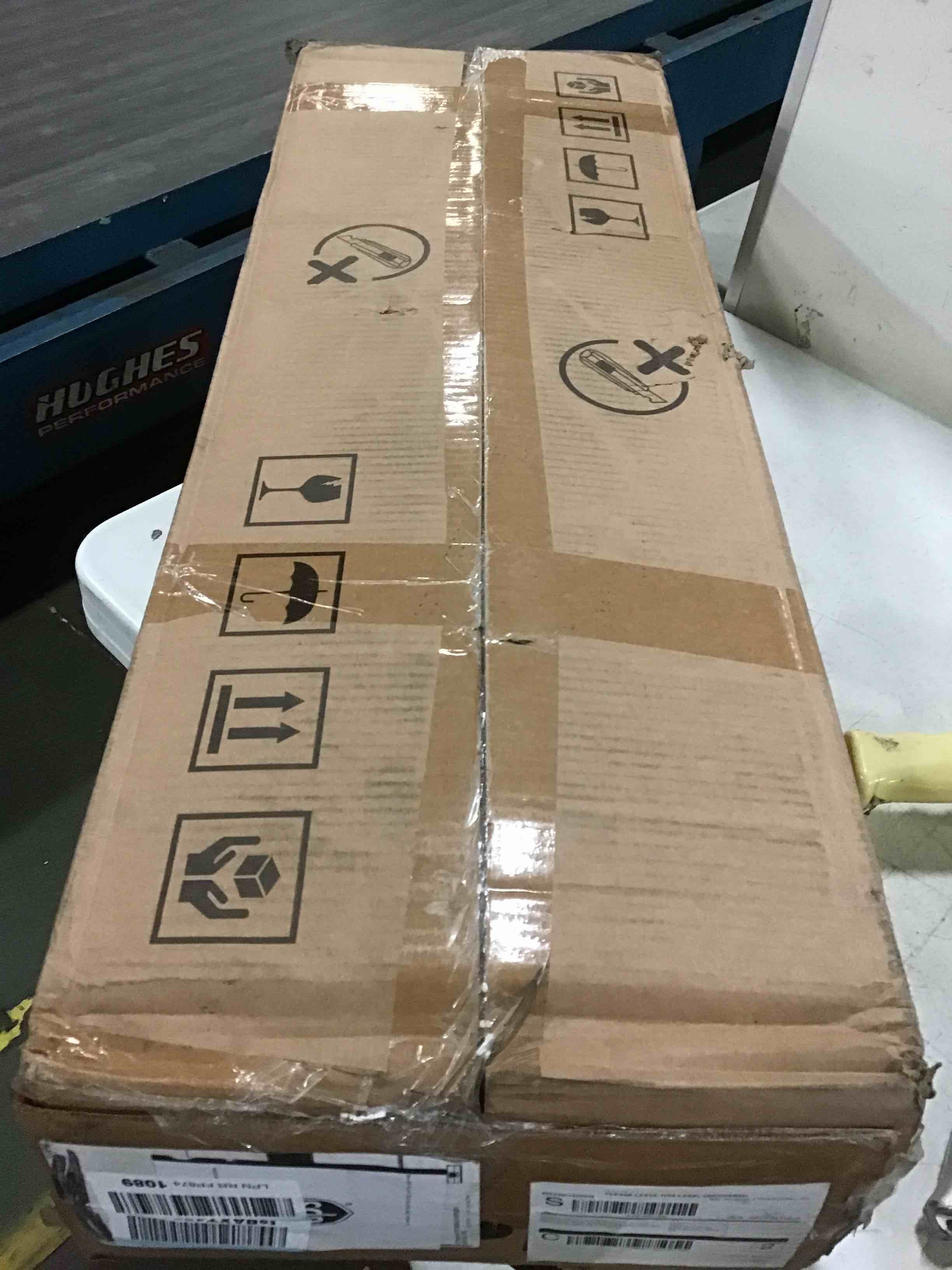 https://s3.amazonaws.com/lotting-images-prod/bidfta/RED5264474_1695038672692.jpeg