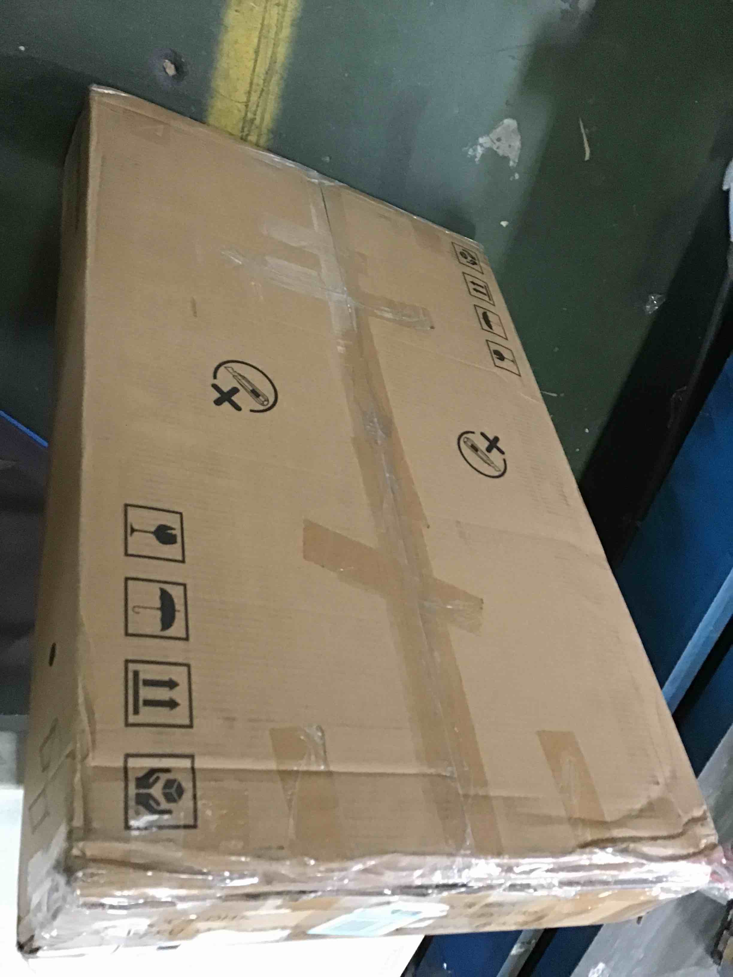 https://s3.amazonaws.com/lotting-images-prod/bidfta/RED5264662_1695067007379.jpeg