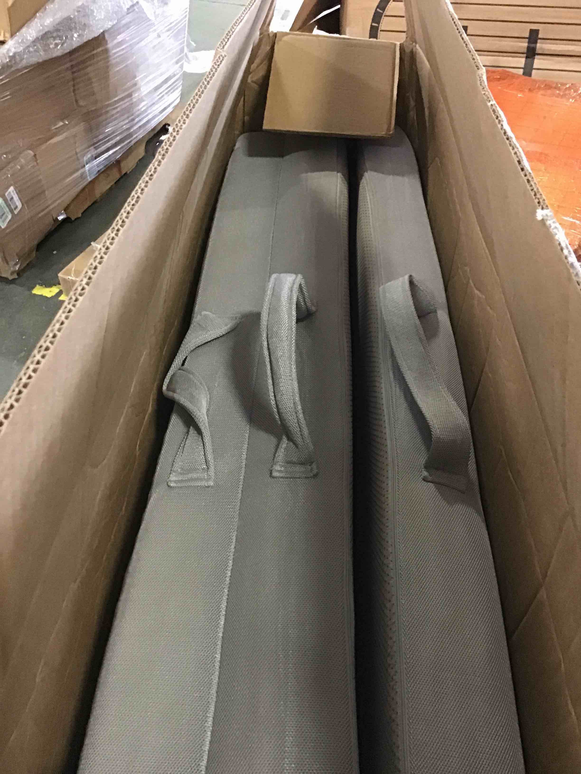 https://s3.amazonaws.com/lotting-images-prod/bidfta/RED5264958_1695154224040.jpeg