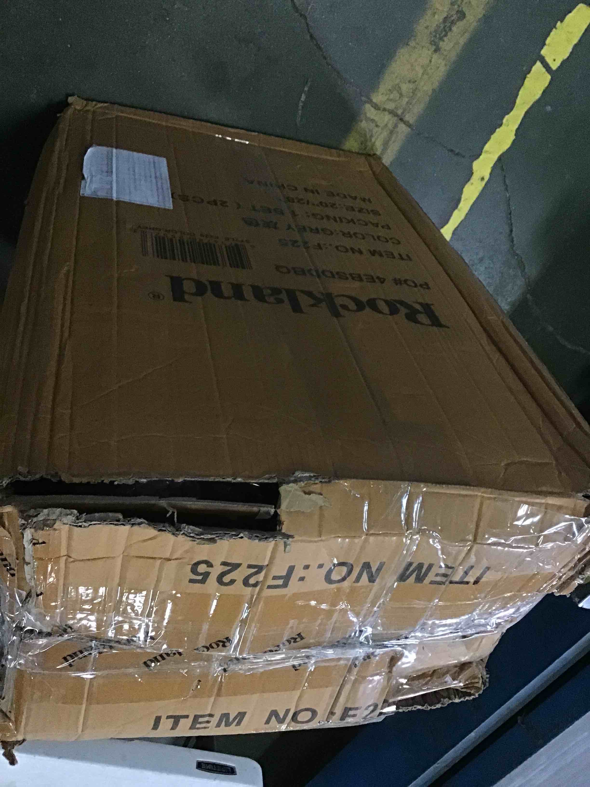 https://s3.amazonaws.com/lotting-images-prod/bidfta/RED5265112_1695226986954.jpeg