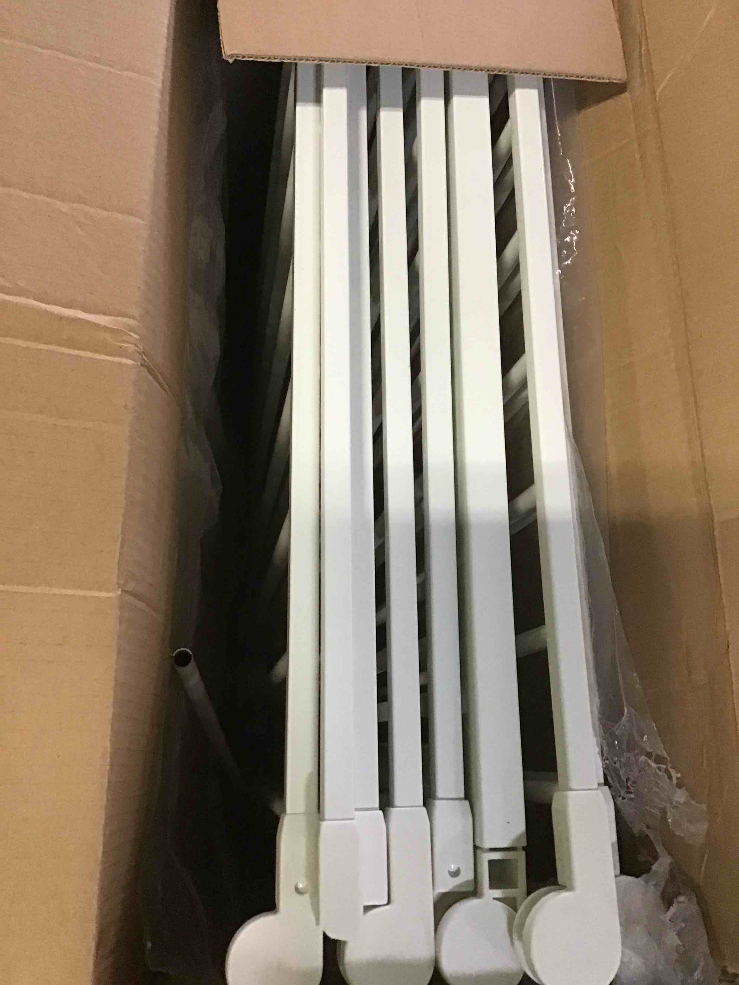 https://s3.amazonaws.com/lotting-images-prod/bidfta/RED5265253_1695302007813.jpeg