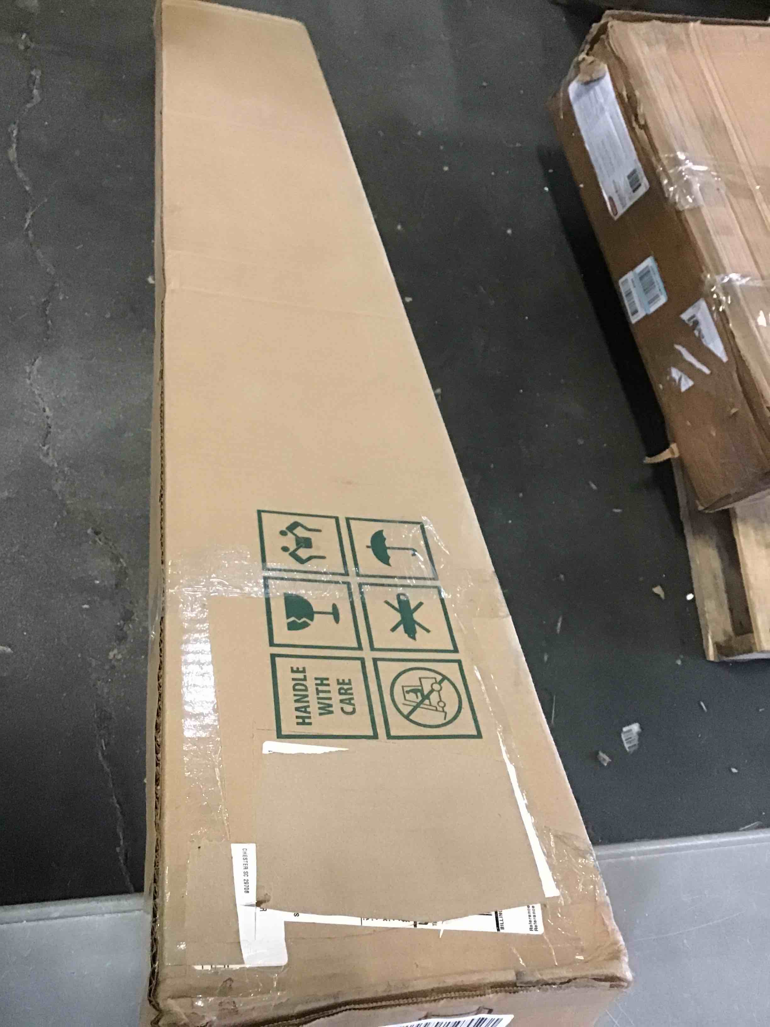 https://s3.amazonaws.com/lotting-images-prod/bidfta/RED5265291_1695308696610.jpeg