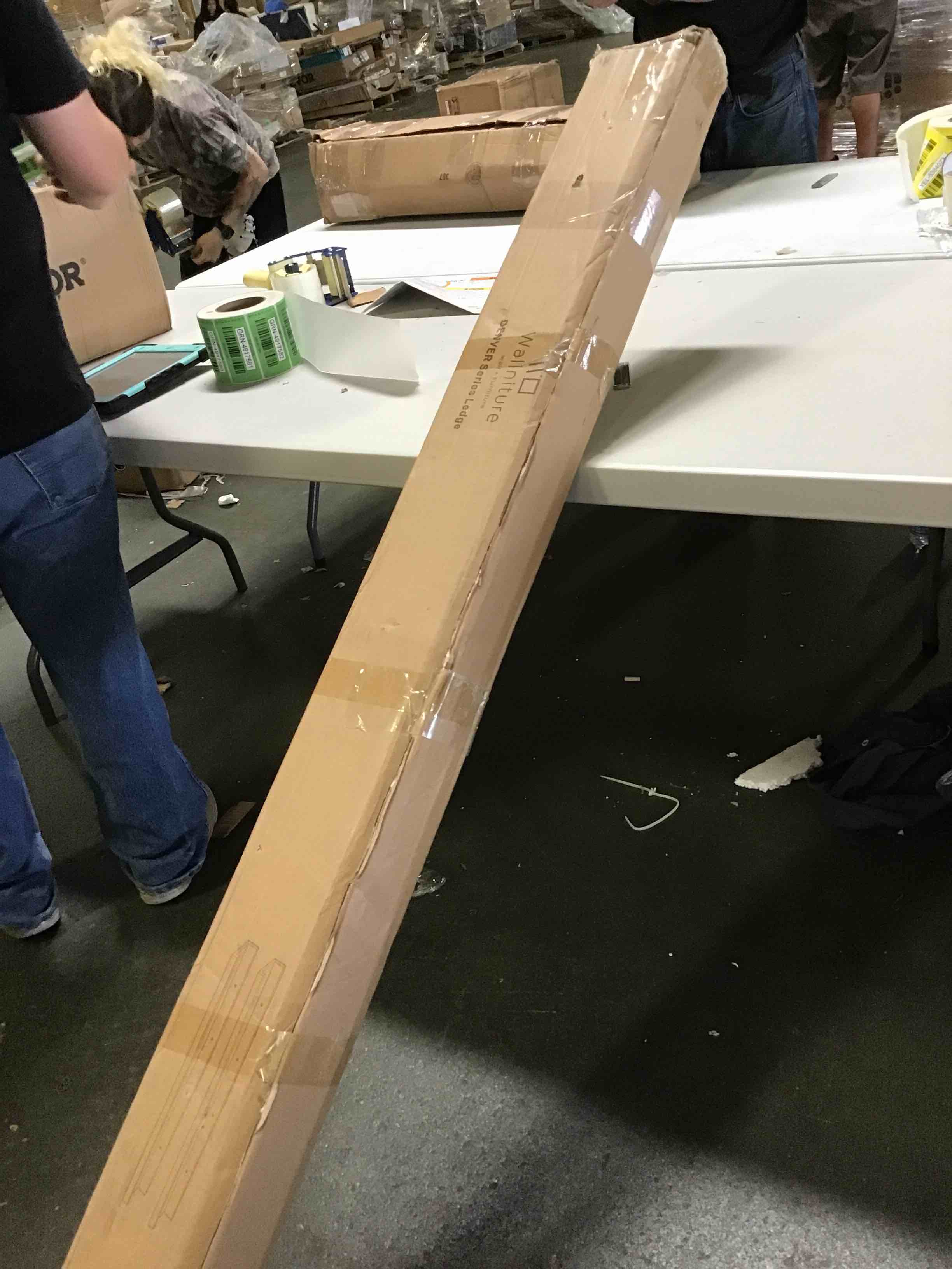 https://s3.amazonaws.com/lotting-images-prod/bidfta/RED5265595_1694630006597.jpeg