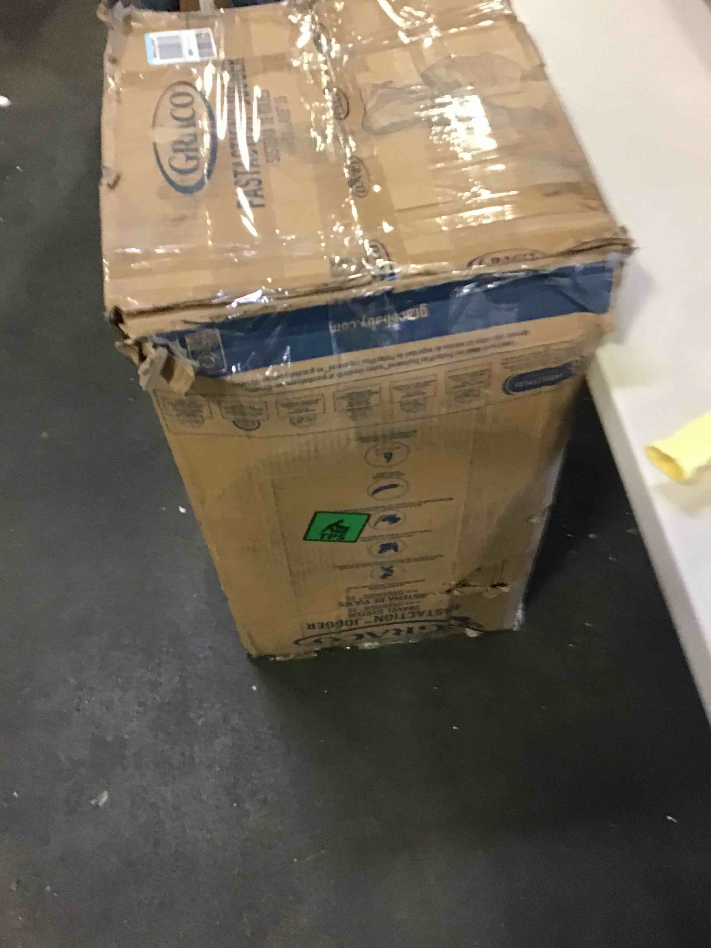 https://s3.amazonaws.com/lotting-images-prod/bidfta/RED5265701_1694781491848.jpeg