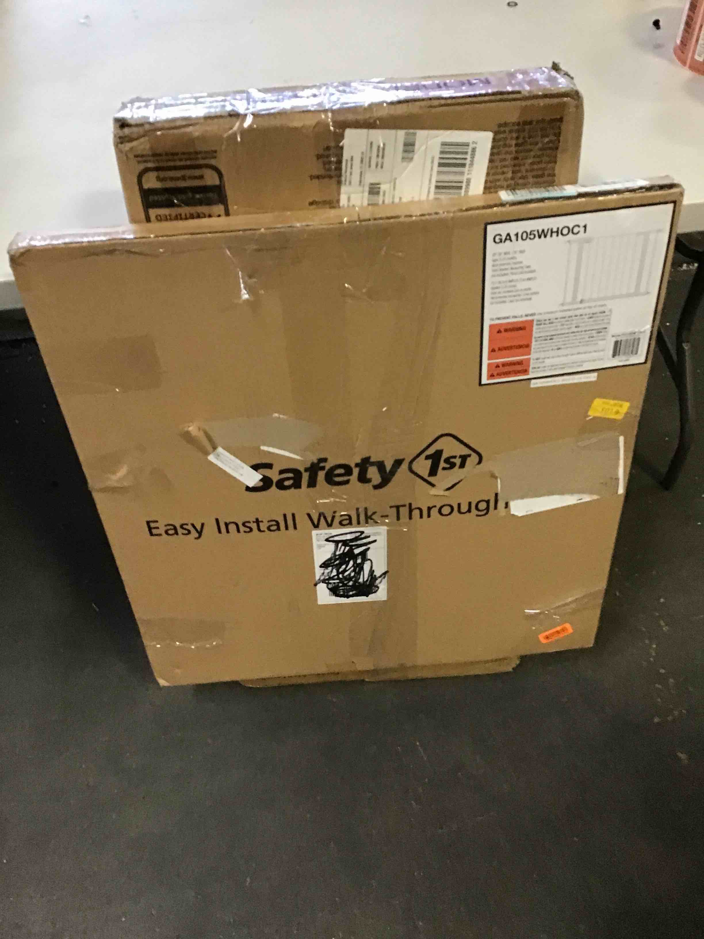 https://s3.amazonaws.com/lotting-images-prod/bidfta/RED5265714_1694785490815.jpeg
