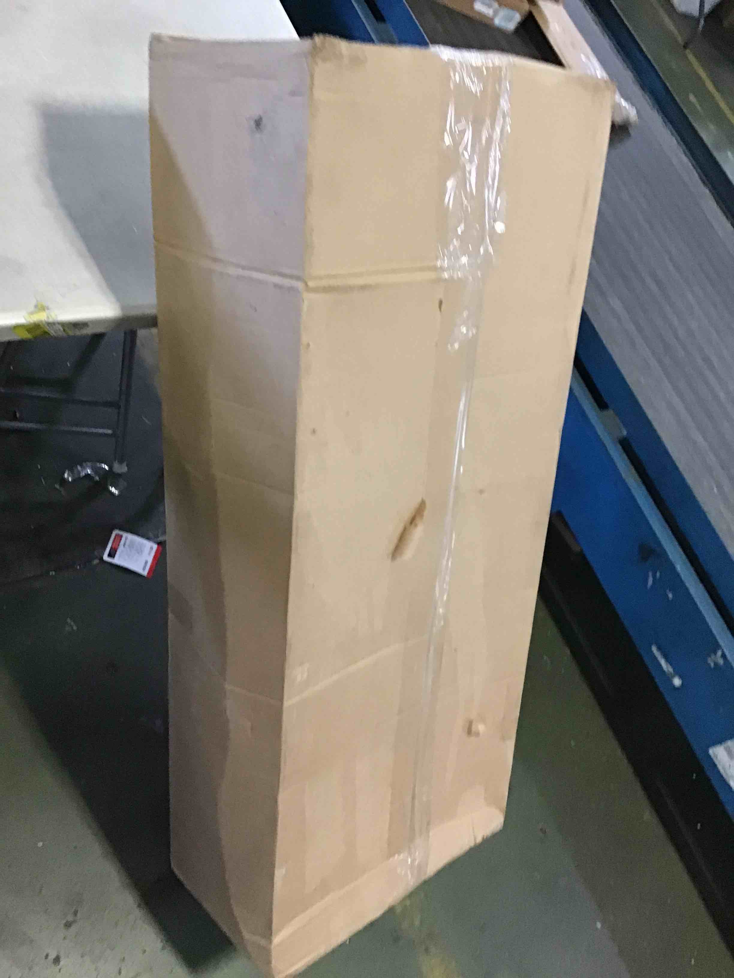 https://s3.amazonaws.com/lotting-images-prod/bidfta/RED5267070_1694620377160.jpeg