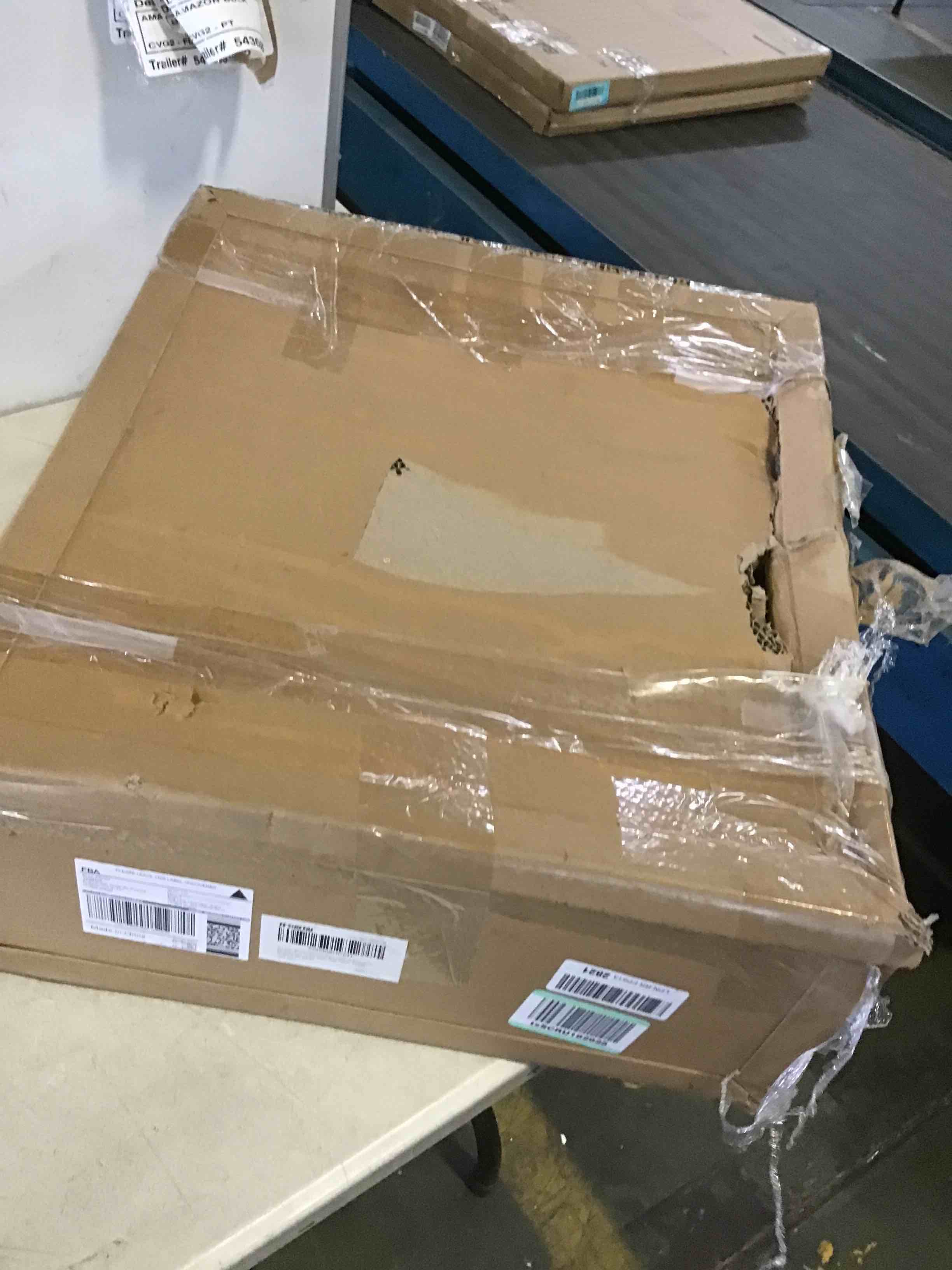 https://s3.amazonaws.com/lotting-images-prod/bidfta/RED5267158_1694634629335.jpeg