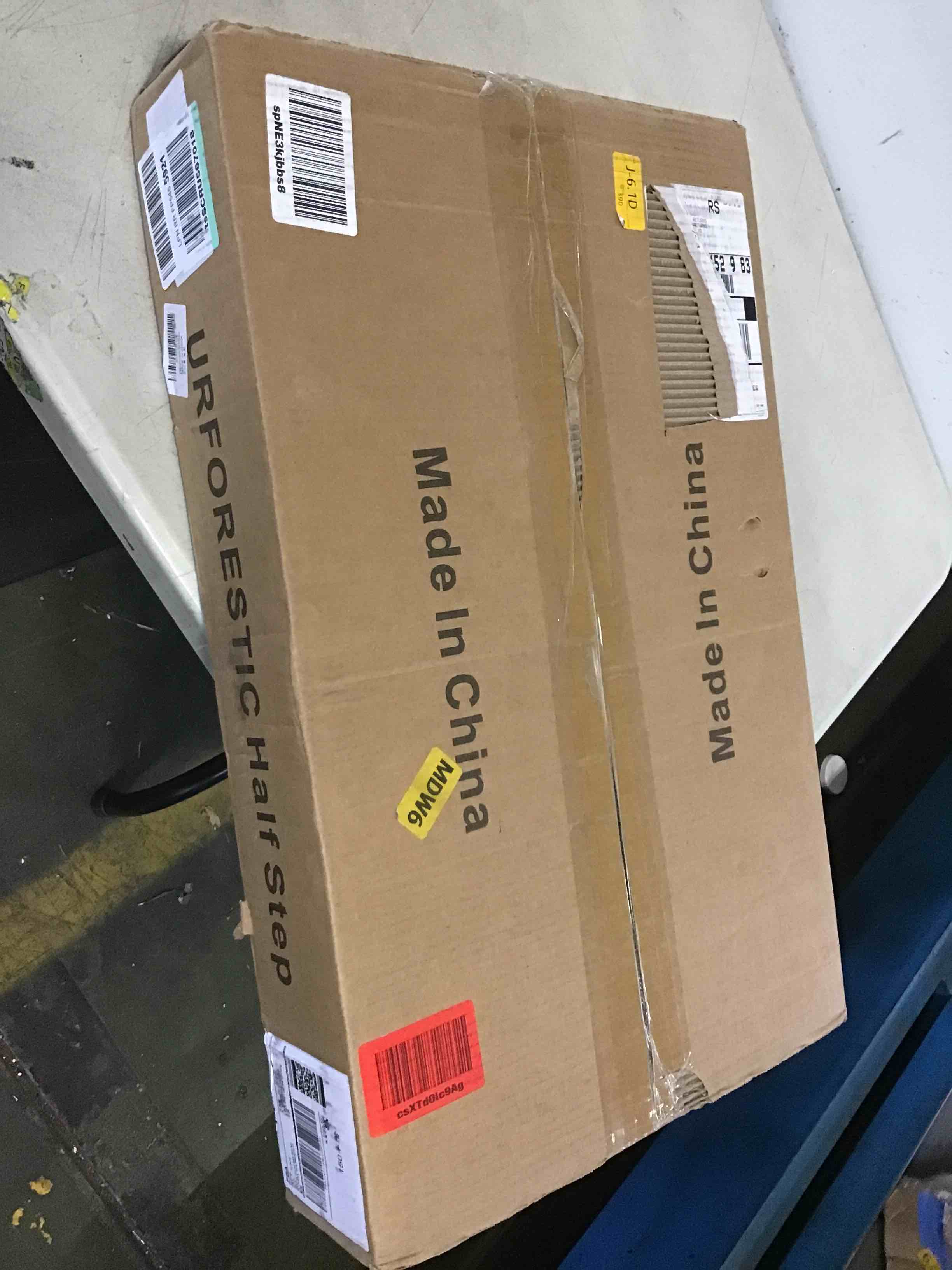 https://s3.amazonaws.com/lotting-images-prod/bidfta/RED5267163_1694635533509.jpeg