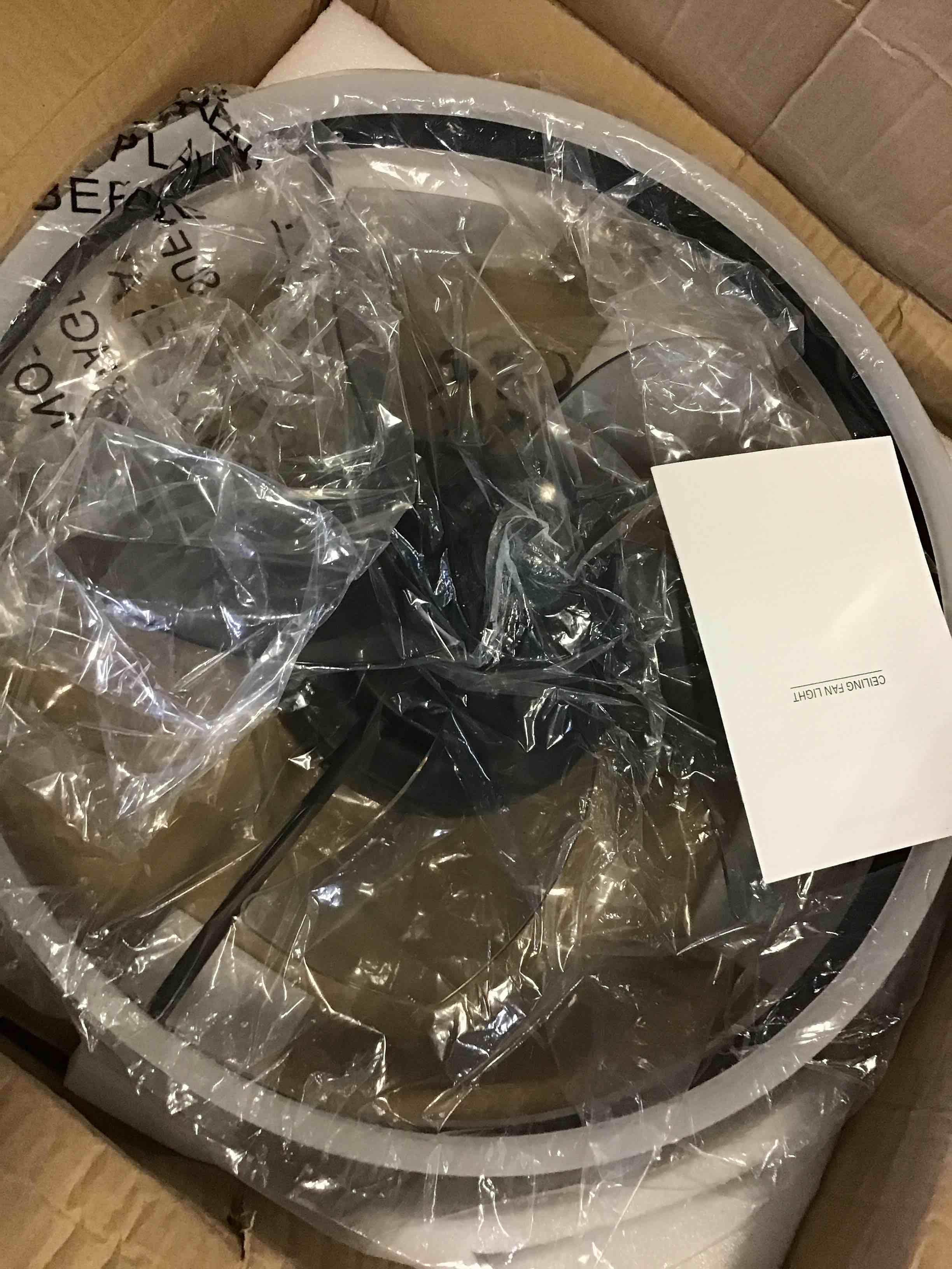 https://s3.amazonaws.com/lotting-images-prod/bidfta/RED5267169_1694636070950.jpeg
