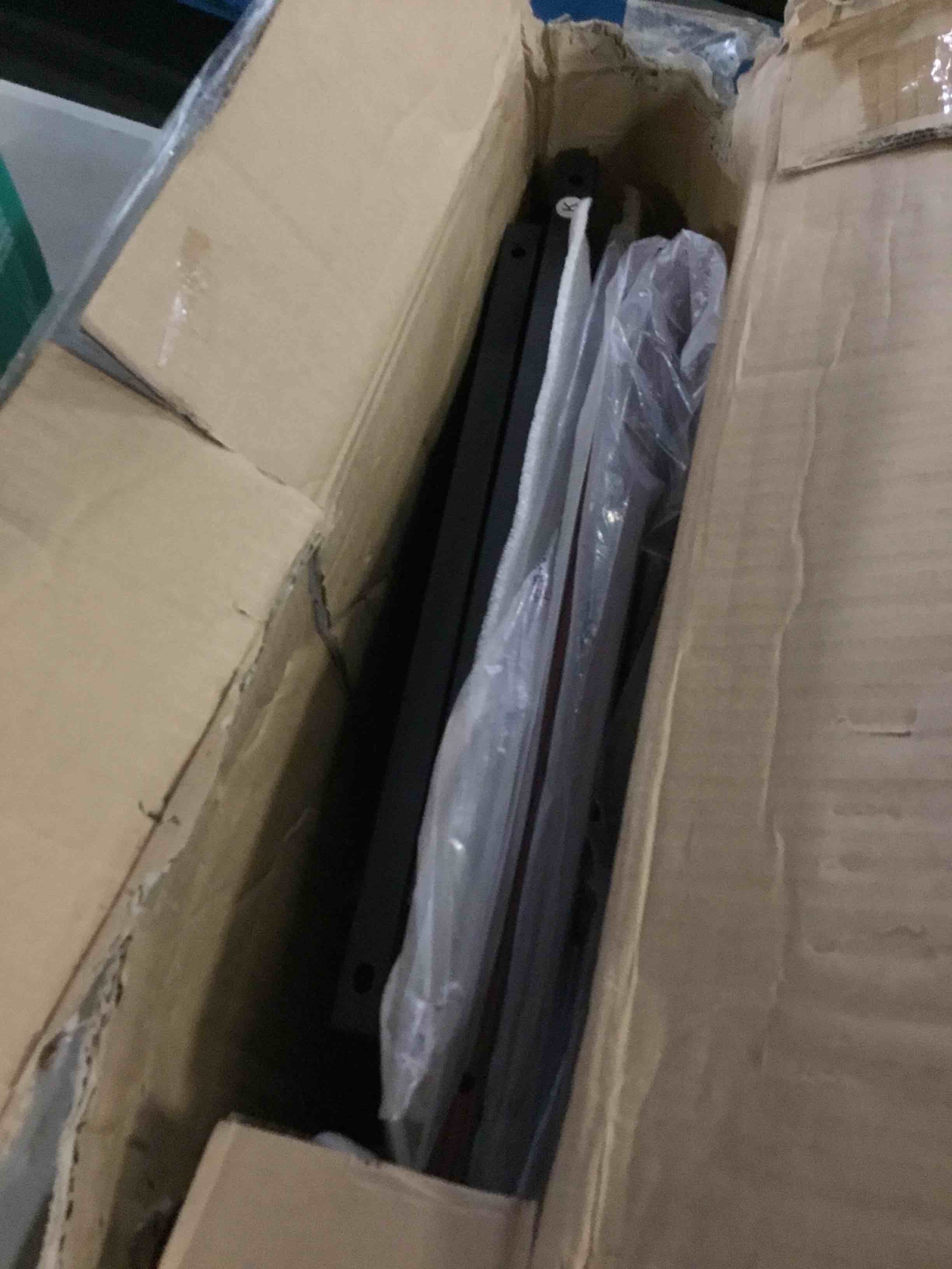 https://s3.amazonaws.com/lotting-images-prod/bidfta/RED5267403_1694779080942.jpeg