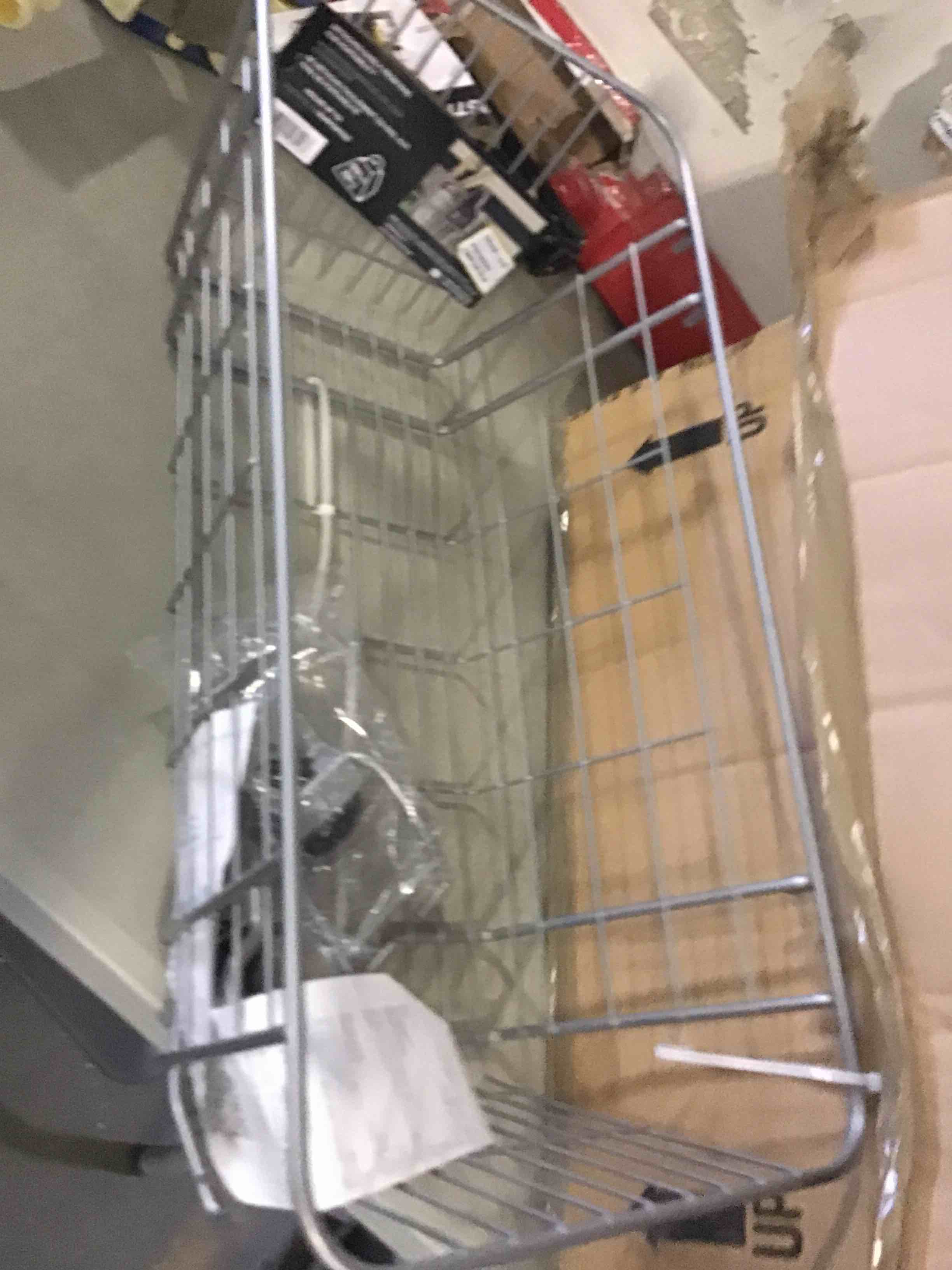 https://s3.amazonaws.com/lotting-images-prod/bidfta/RED5267571_1694803183254.jpeg