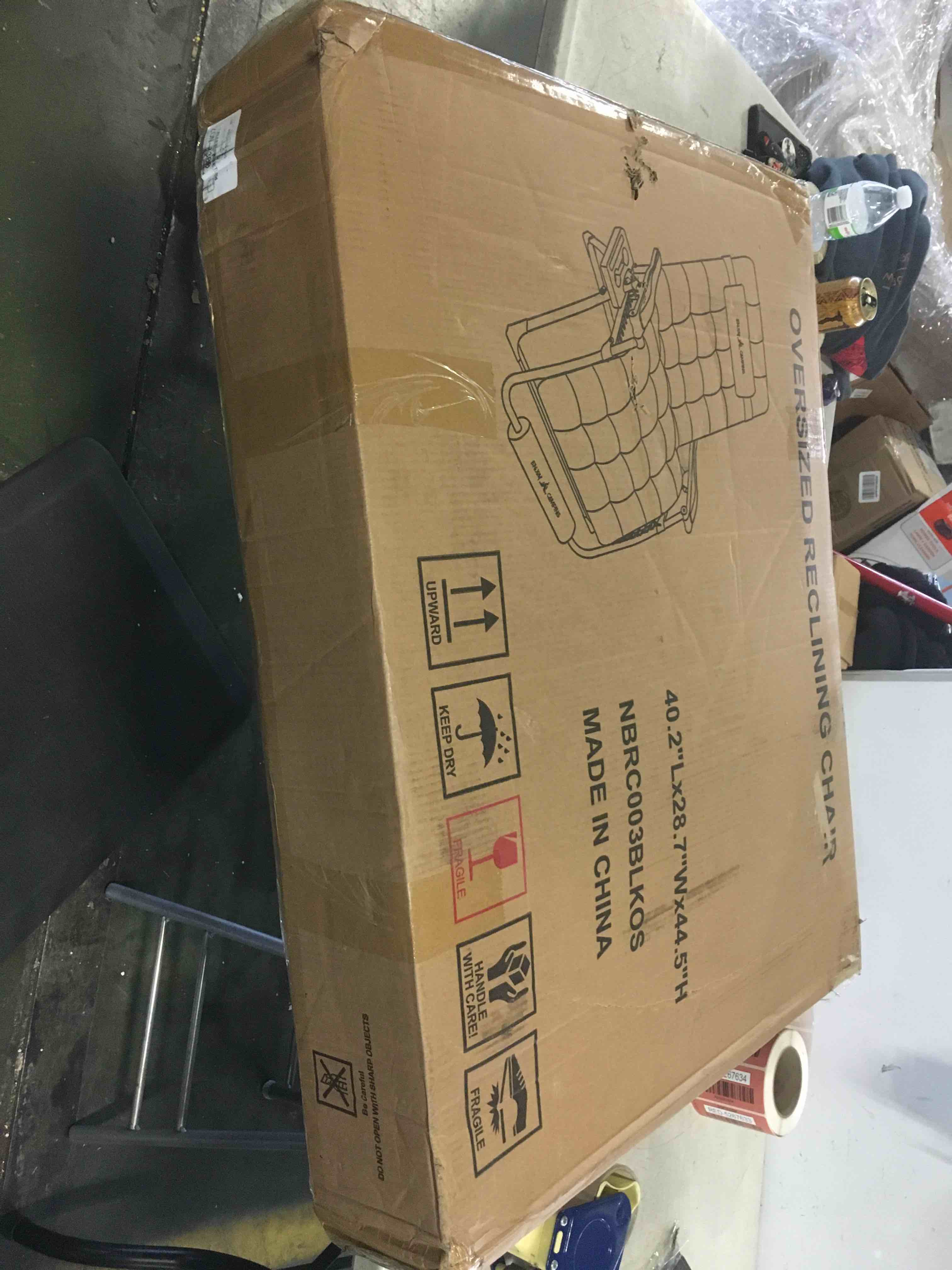 https://s3.amazonaws.com/lotting-images-prod/bidfta/RED5267629_1695043142540.jpeg