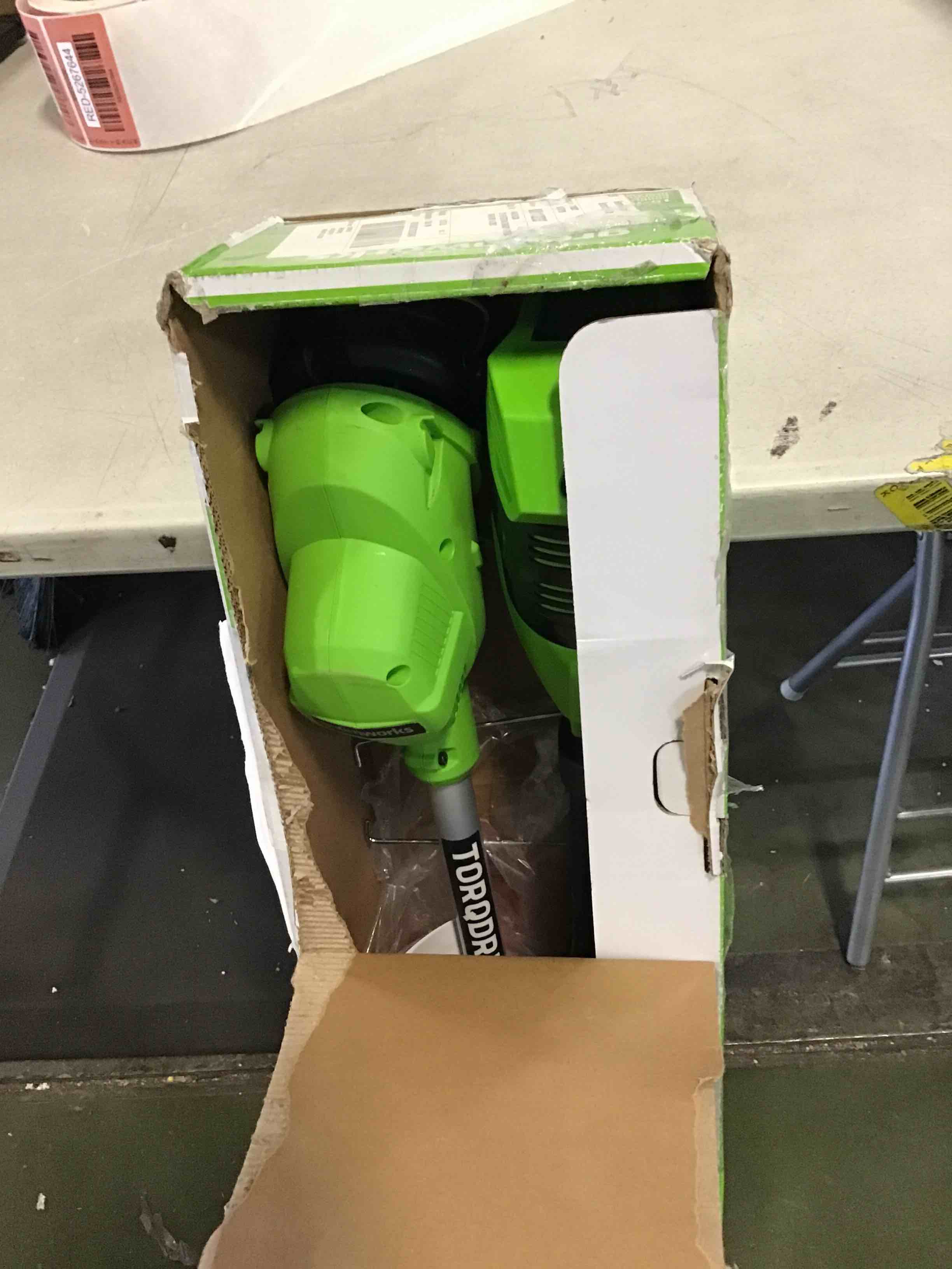 https://s3.amazonaws.com/lotting-images-prod/bidfta/RED5267644_1695047798832.jpeg