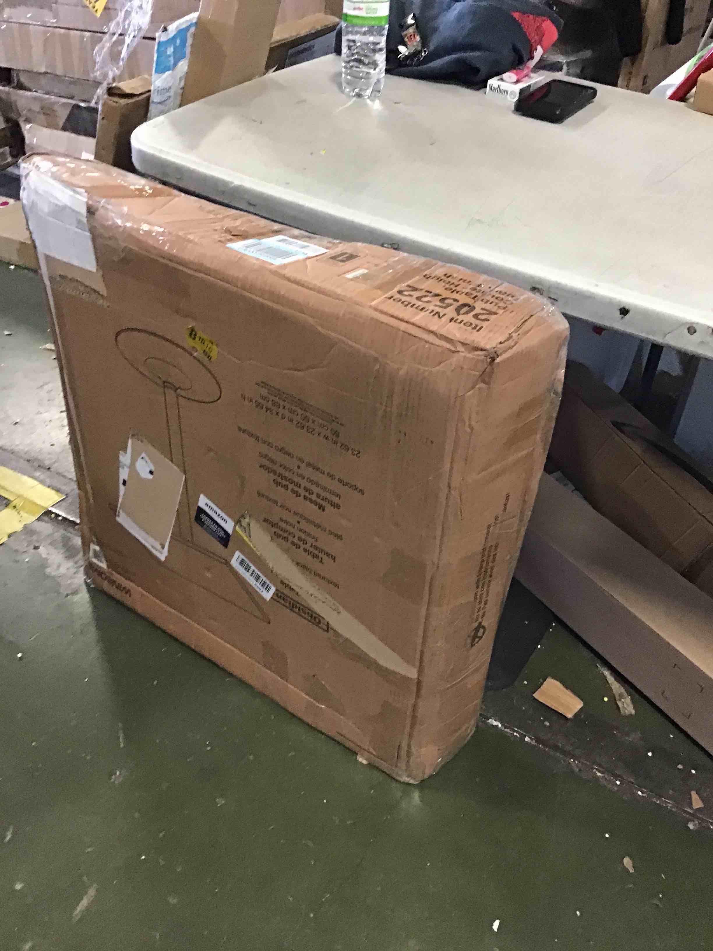 https://s3.amazonaws.com/lotting-images-prod/bidfta/RED5267722_1695067510819.jpeg