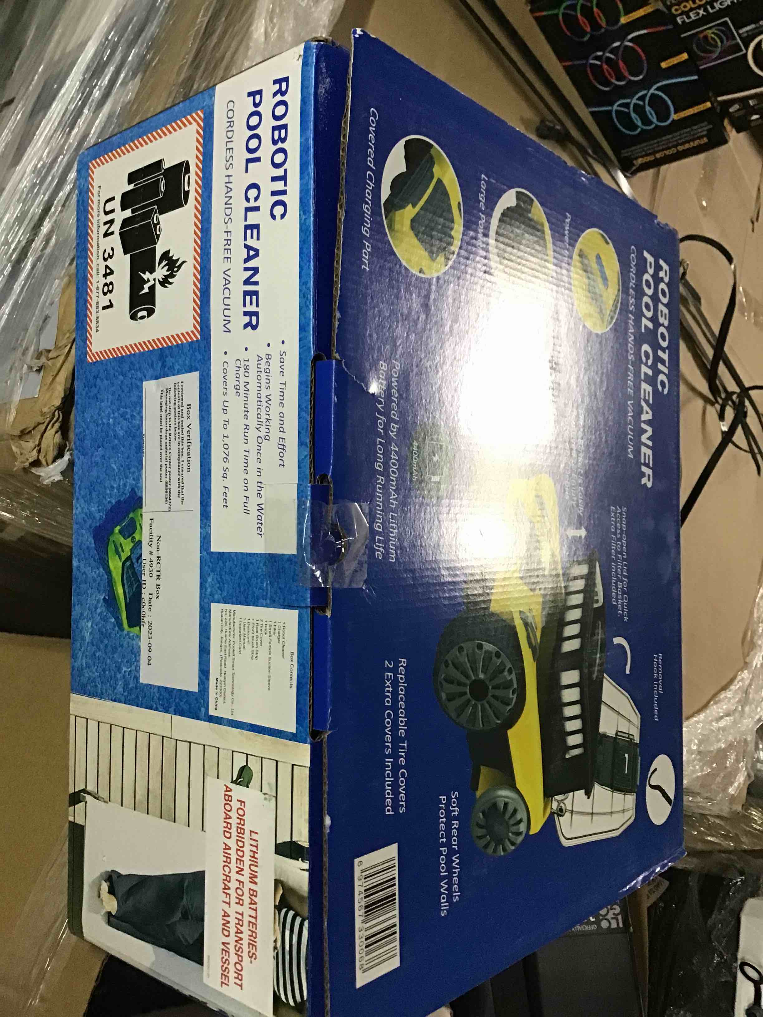 https://s3.amazonaws.com/lotting-images-prod/bidfta/RED5268879_1695137651538.jpeg