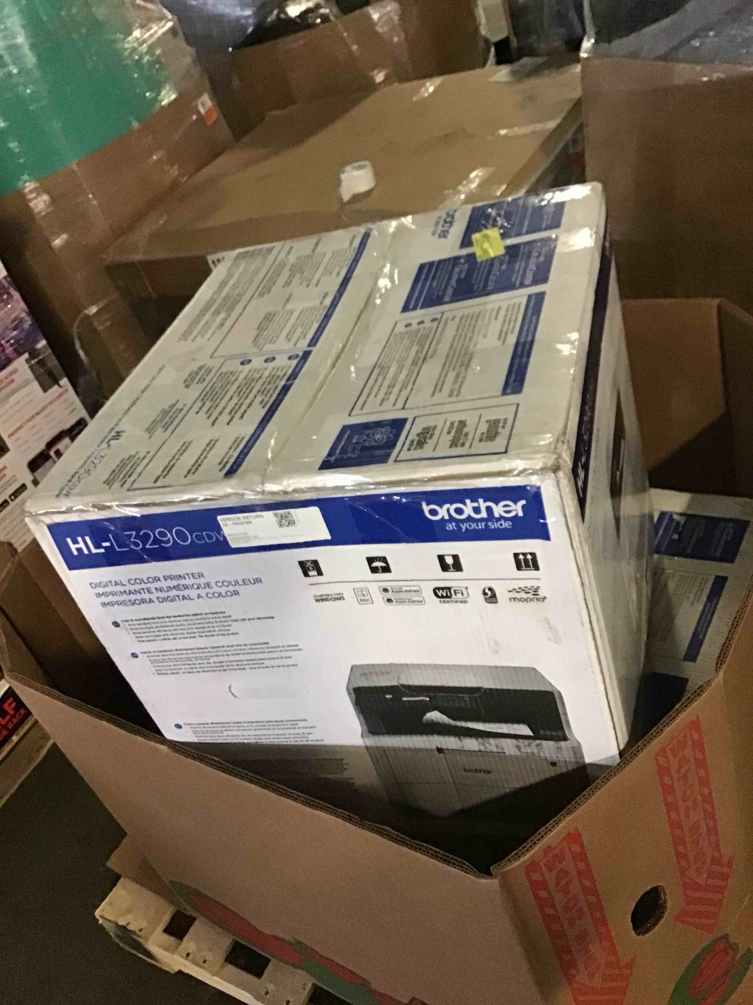 https://s3.amazonaws.com/lotting-images-prod/bidfta/RED5268936_1695211588879.jpeg