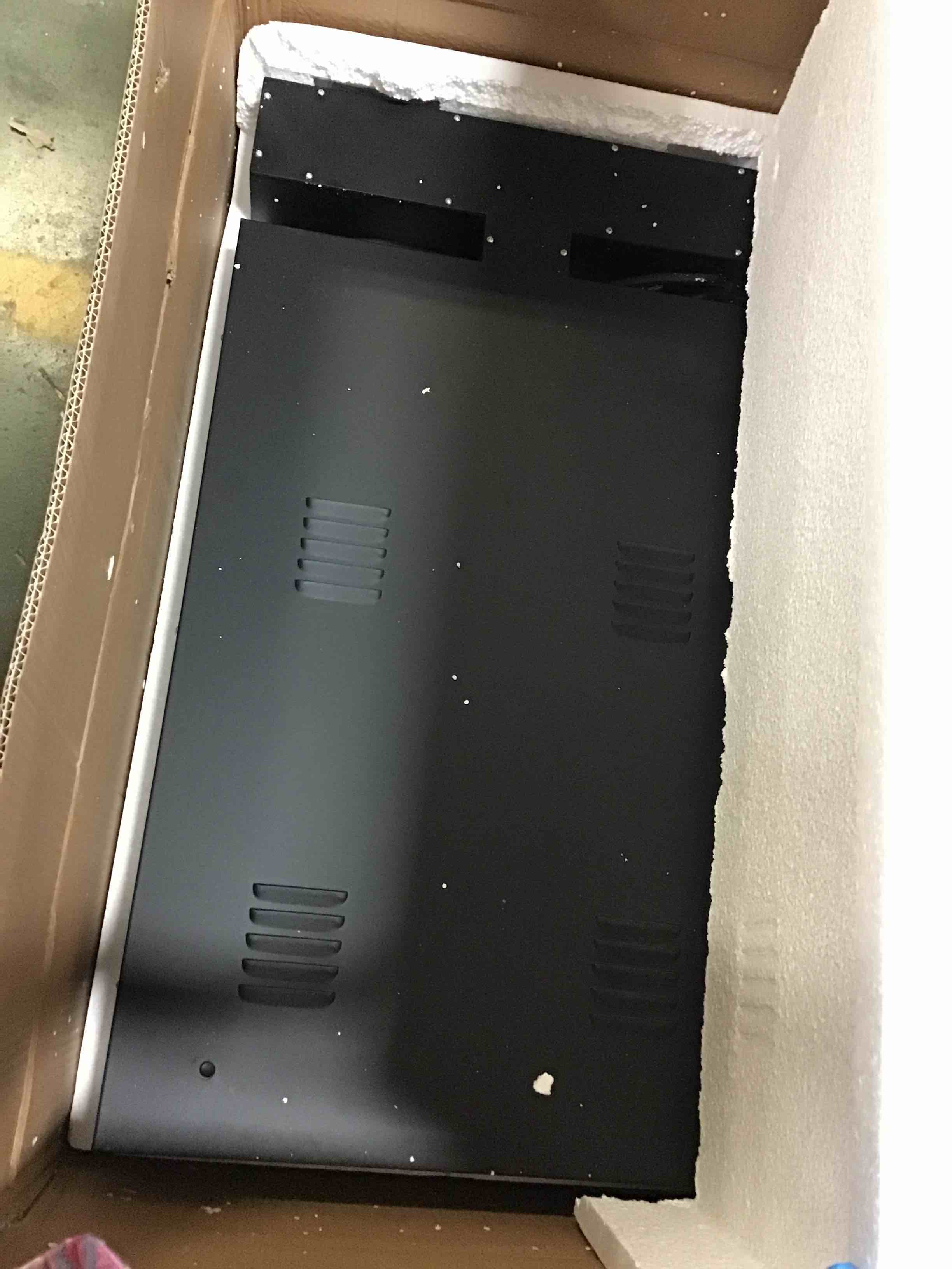 https://s3.amazonaws.com/lotting-images-prod/bidfta/RED5270178_1695307571922.jpeg
