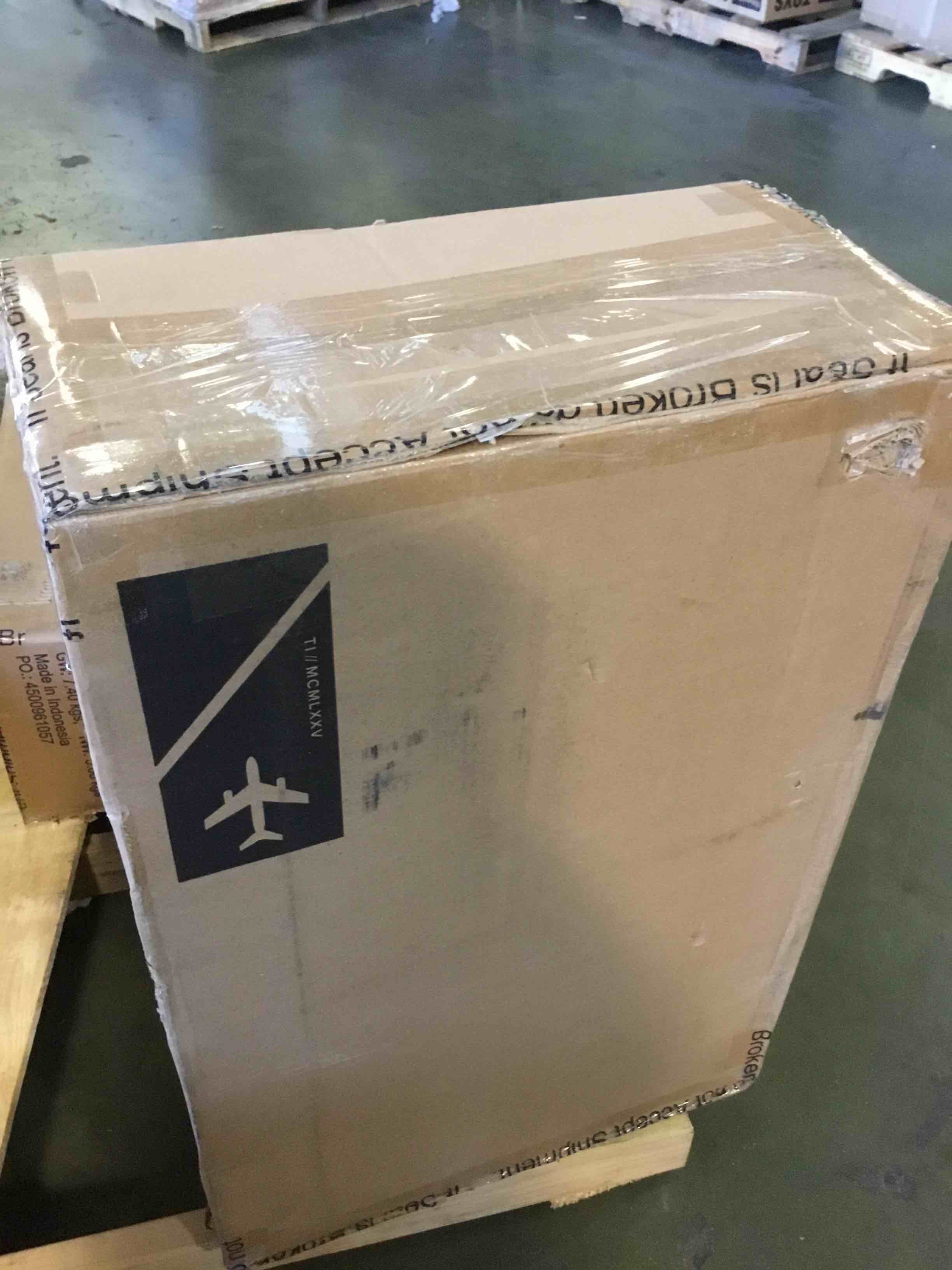 https://s3.amazonaws.com/lotting-images-prod/bidfta/RED5271516_1694608370213.jpeg