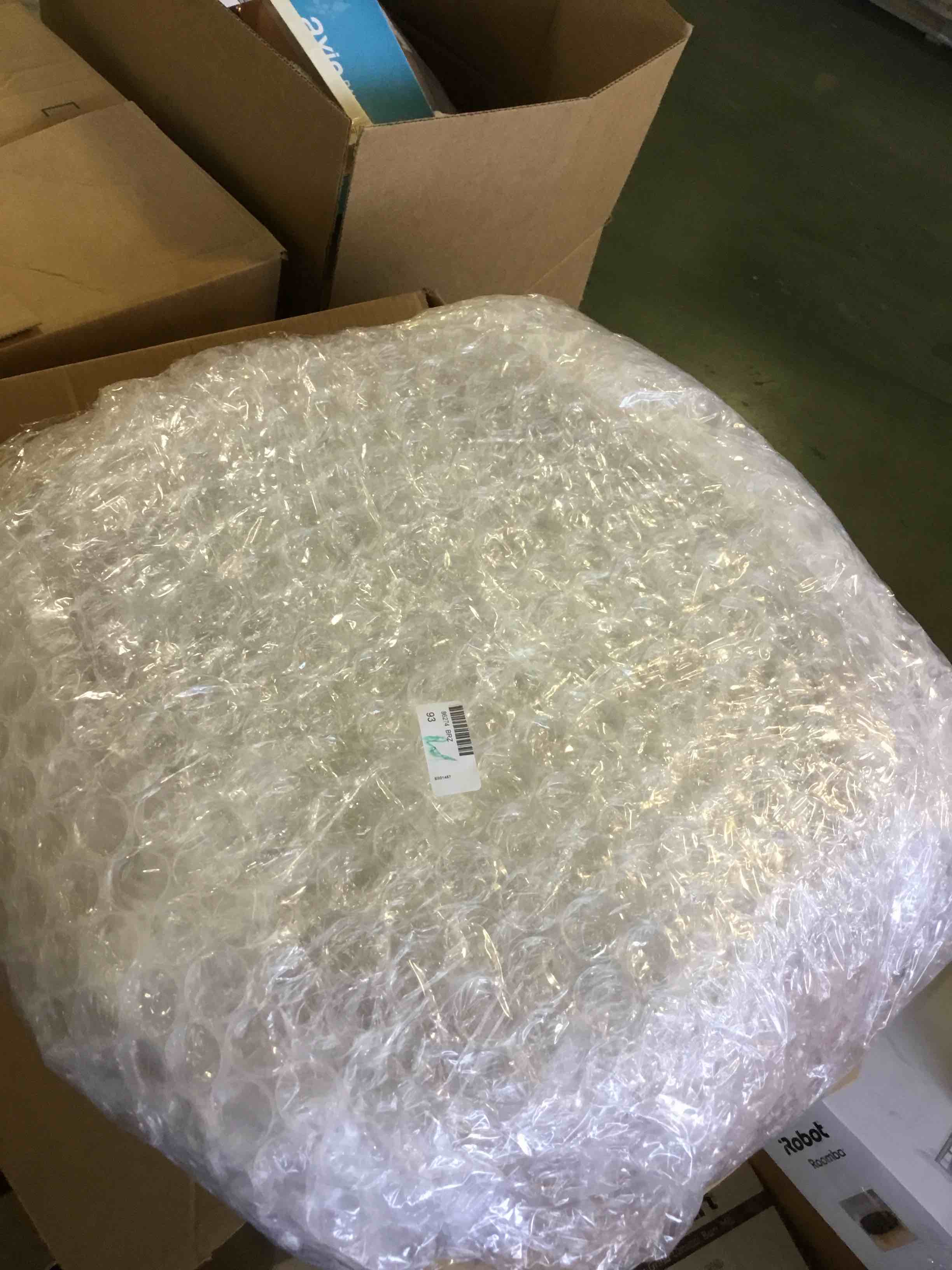 https://s3.amazonaws.com/lotting-images-prod/bidfta/RED5271680_1694627523672.jpeg