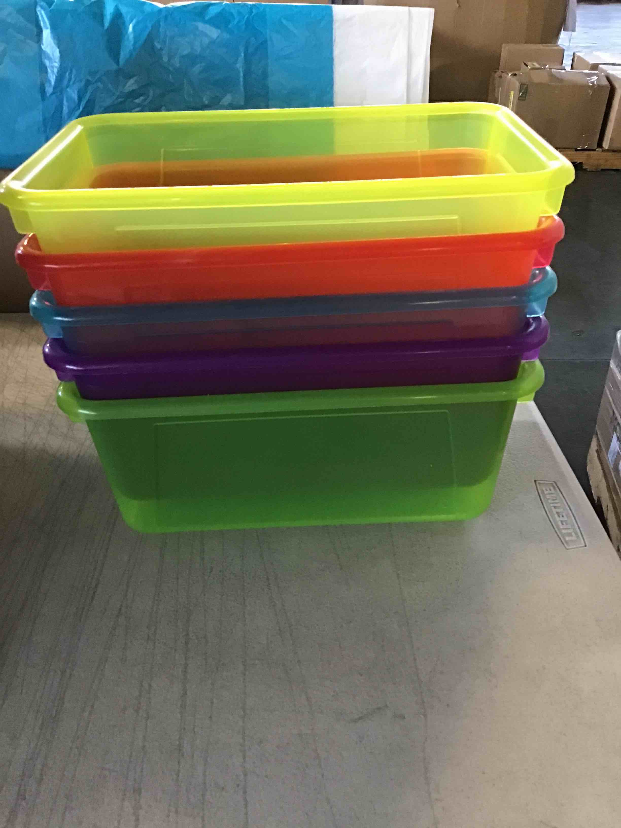 https://s3.amazonaws.com/lotting-images-prod/bidfta/RED5272866_1698943031741.jpeg