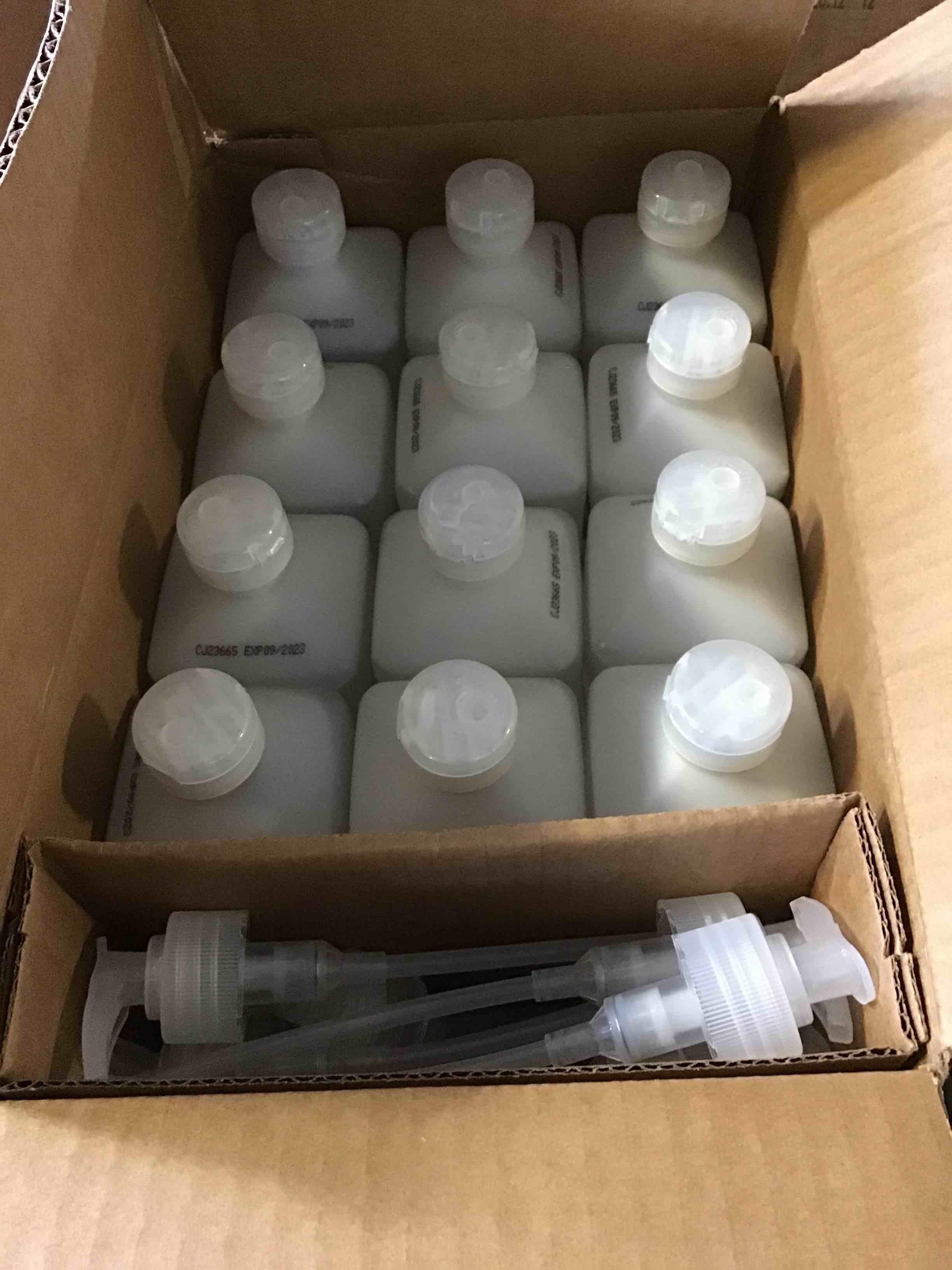 https://s3.amazonaws.com/lotting-images-prod/bidfta/RED5272873_1698944820751.jpeg