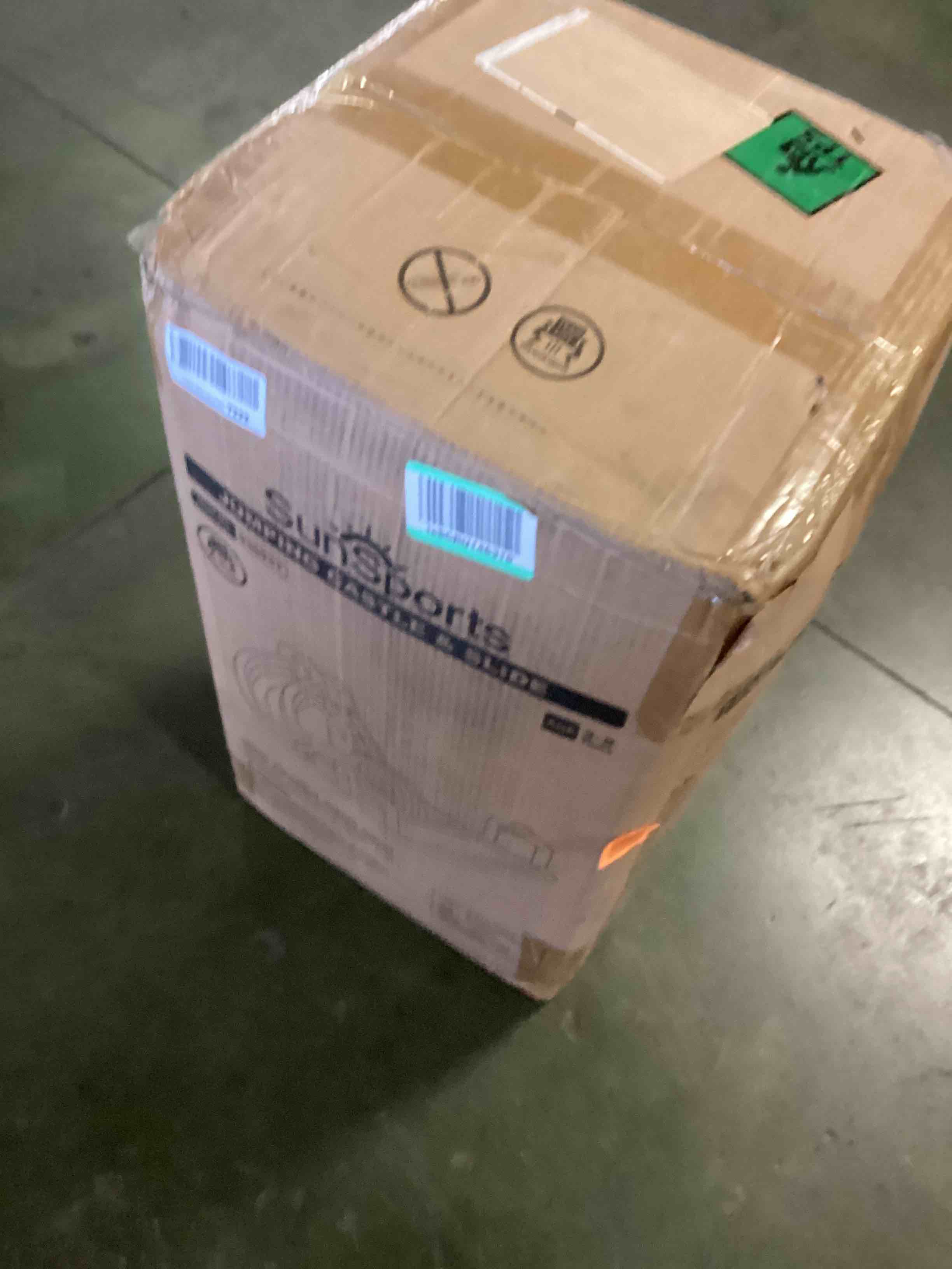 https://s3.amazonaws.com/lotting-images-prod/bidfta/RED5272943_1694784900147.jpeg