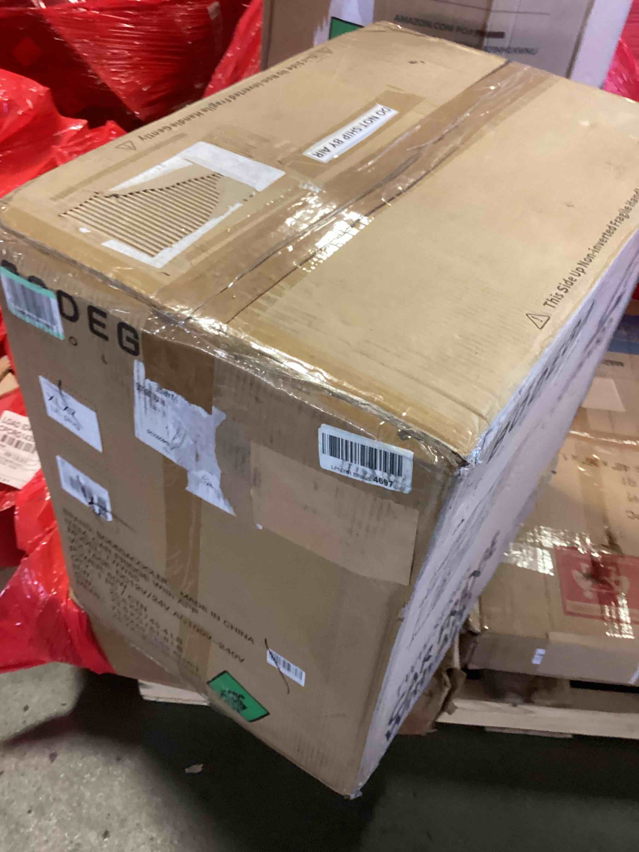 https://s3.amazonaws.com/lotting-images-prod/bidfta/RED5272948_1694787343532.jpeg