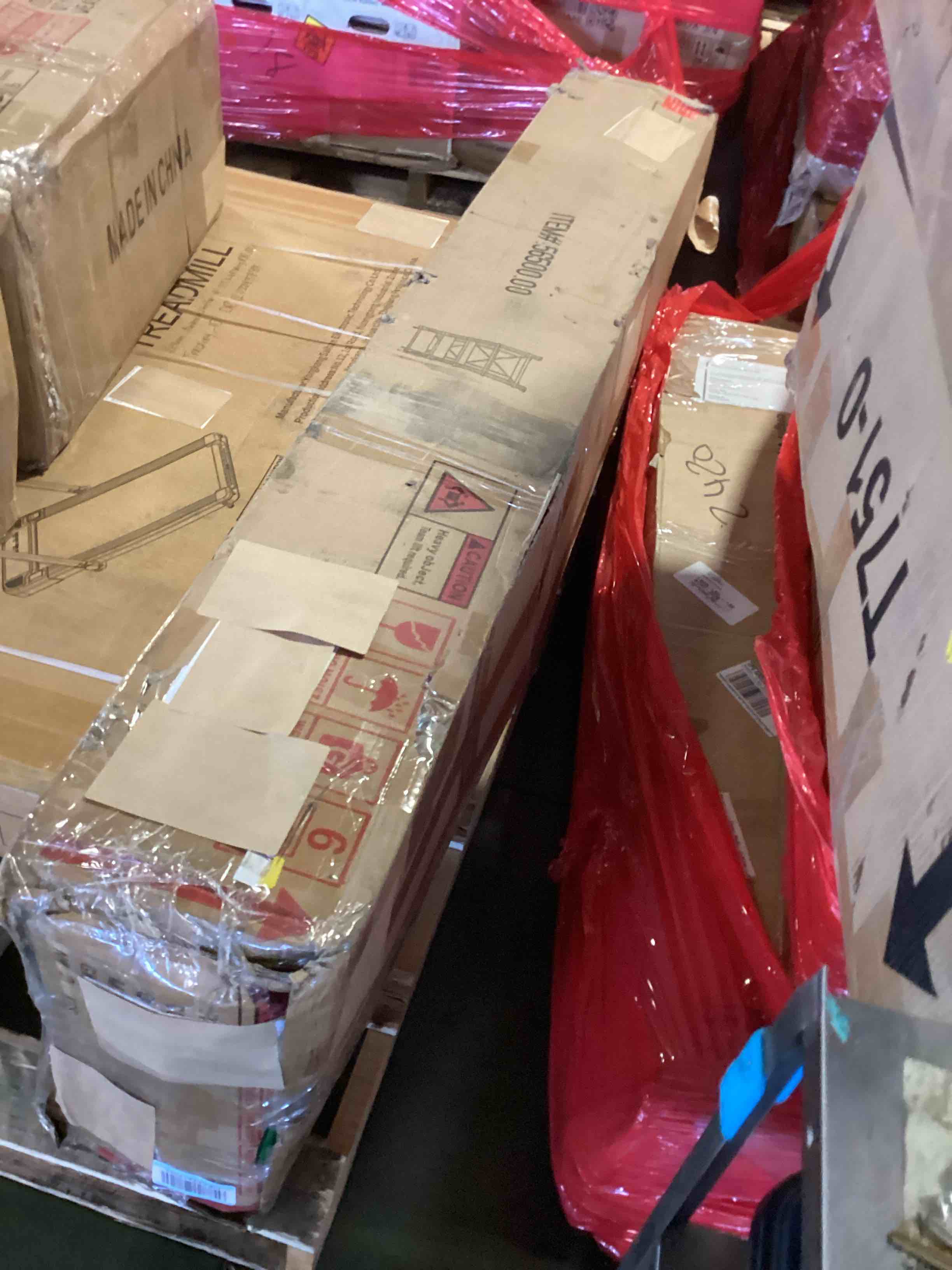 https://s3.amazonaws.com/lotting-images-prod/bidfta/RED5272993_1694795421173.jpeg