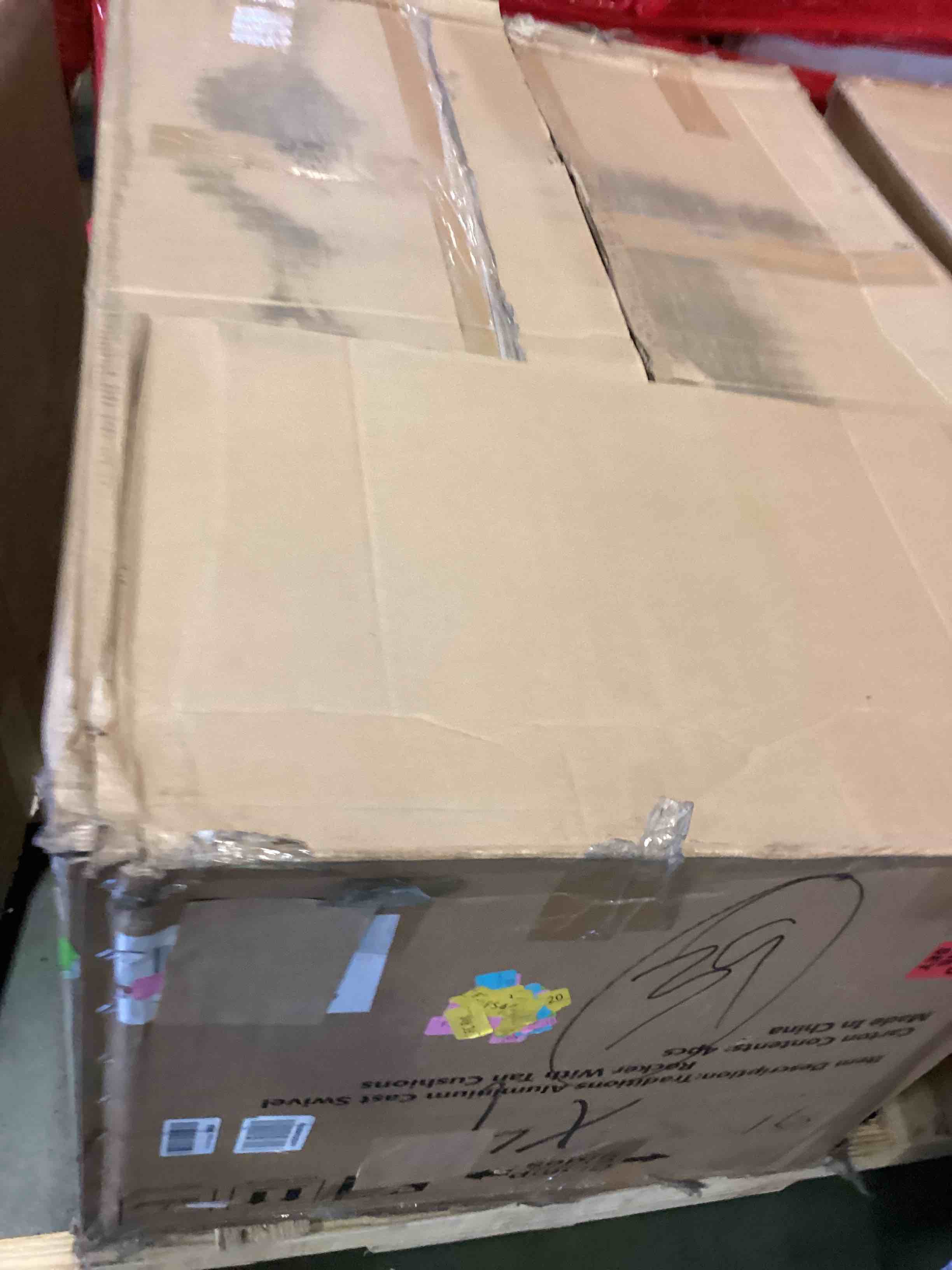https://s3.amazonaws.com/lotting-images-prod/bidfta/RED5273007_1694799959038.jpeg