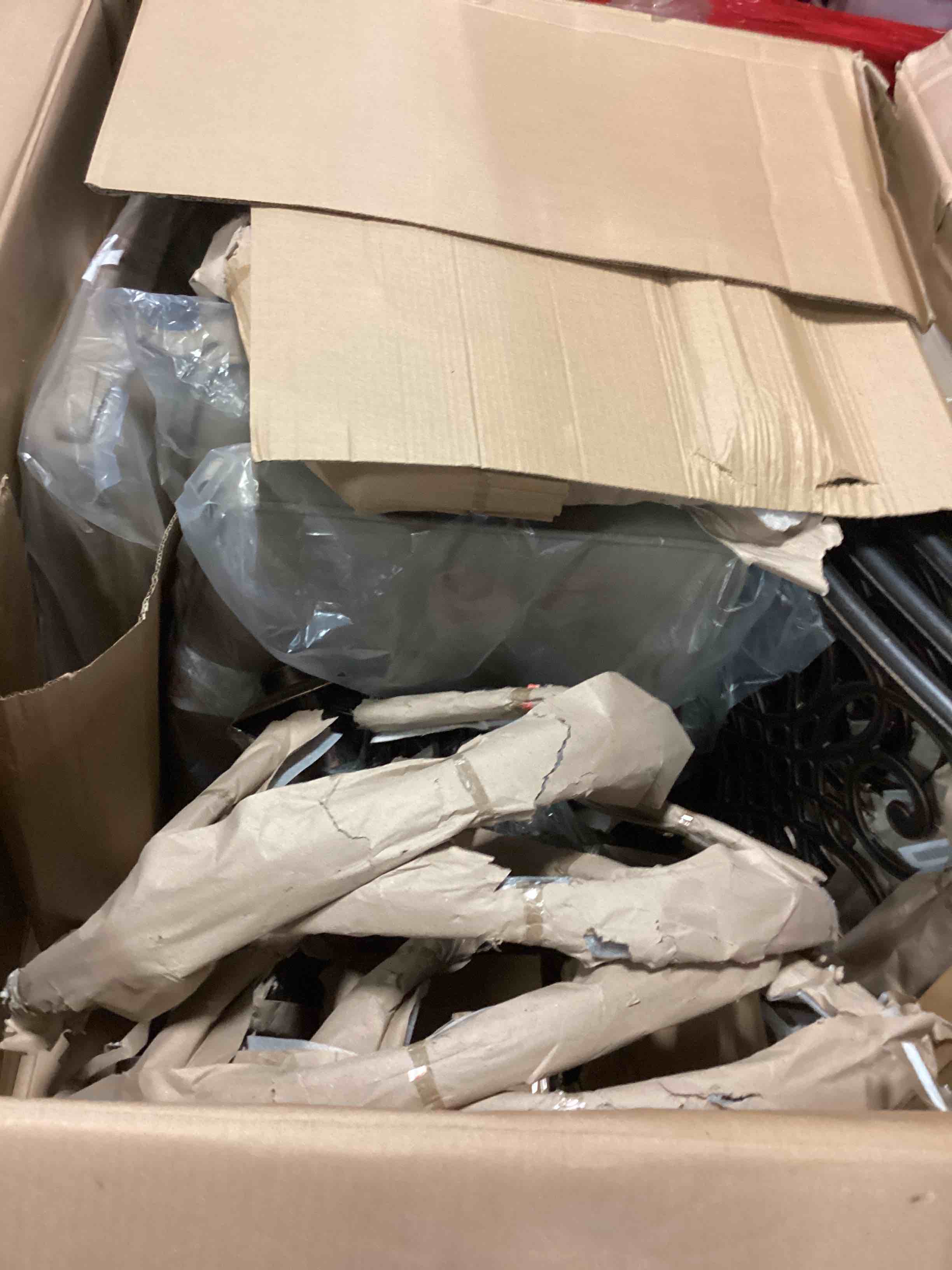 https://s3.amazonaws.com/lotting-images-prod/bidfta/RED5273007_1694799967014.jpeg