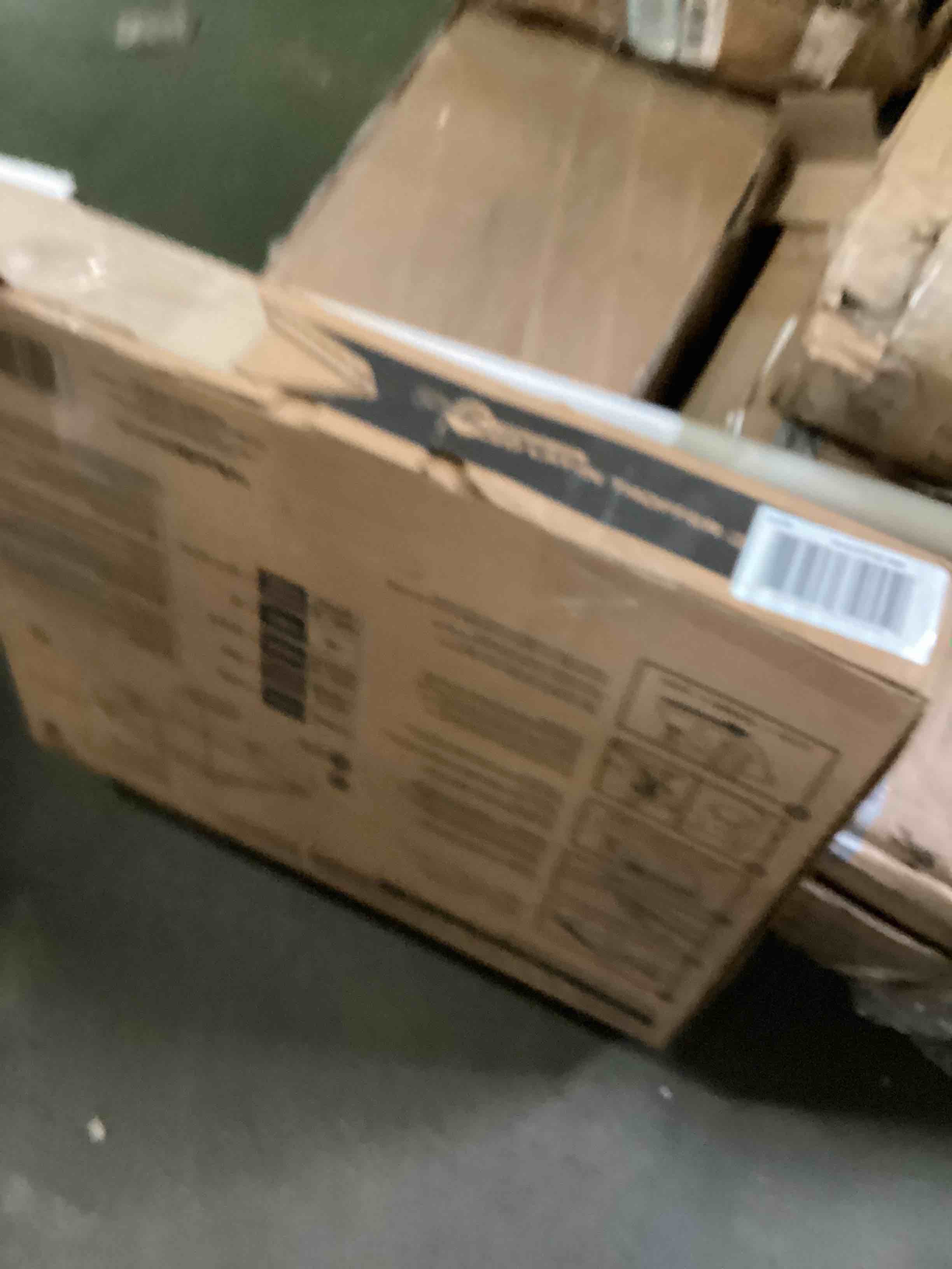 https://s3.amazonaws.com/lotting-images-prod/bidfta/RED5273413_1695135596129.jpeg