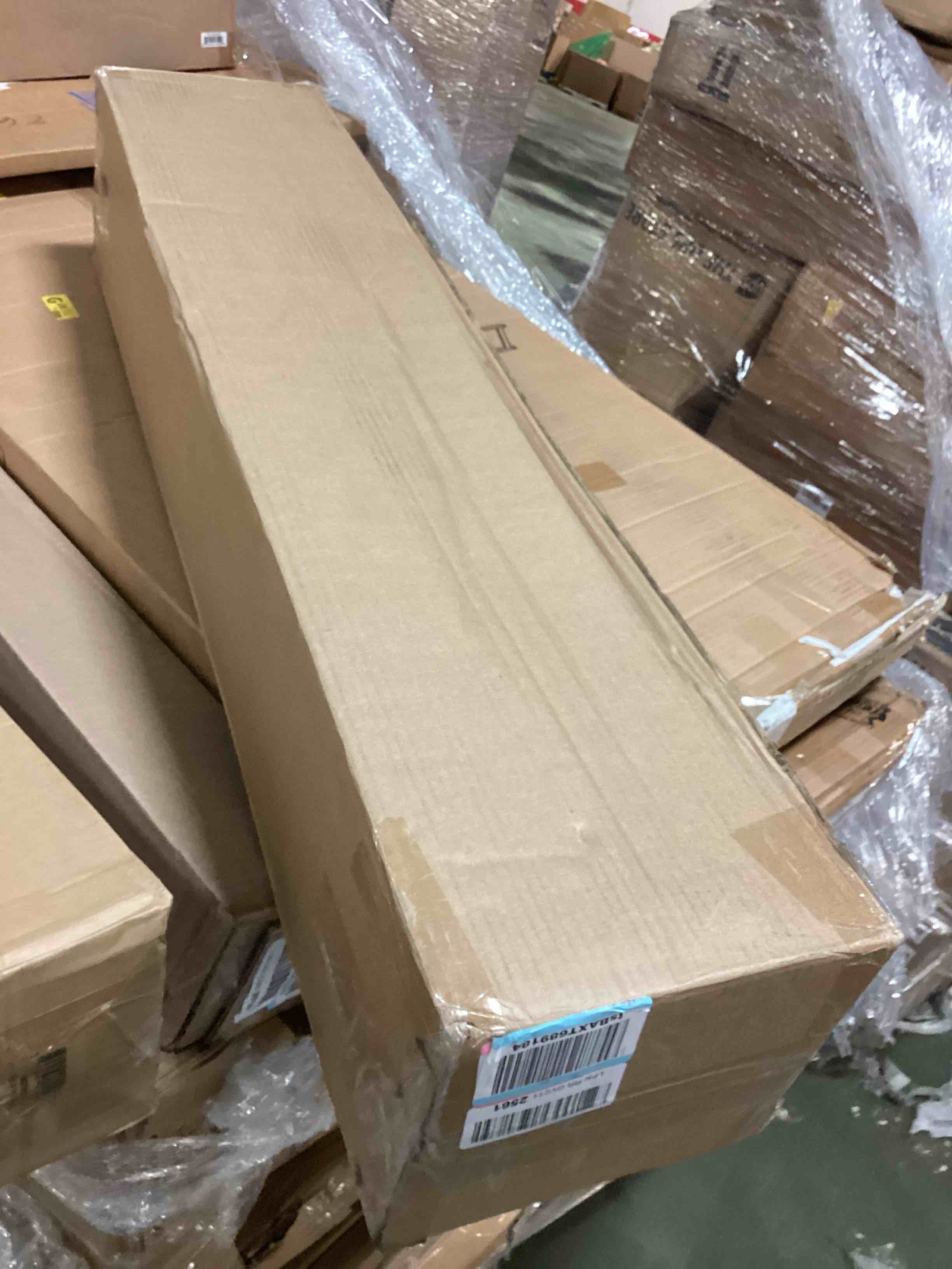 https://s3.amazonaws.com/lotting-images-prod/bidfta/RED5274319_1695653244051.jpeg