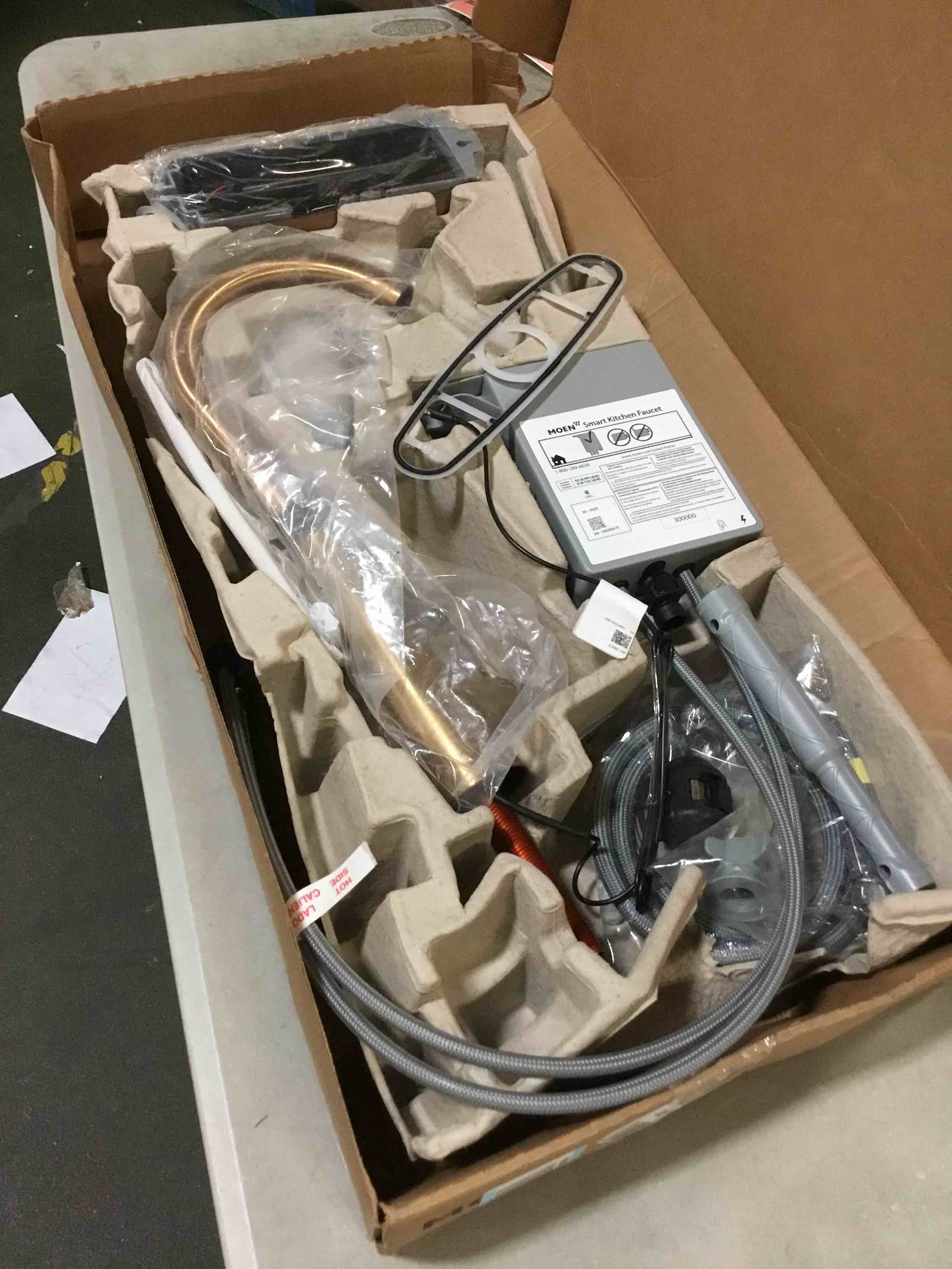 https://s3.amazonaws.com/lotting-images-prod/bidfta/RED5275196_1695669592063.jpeg