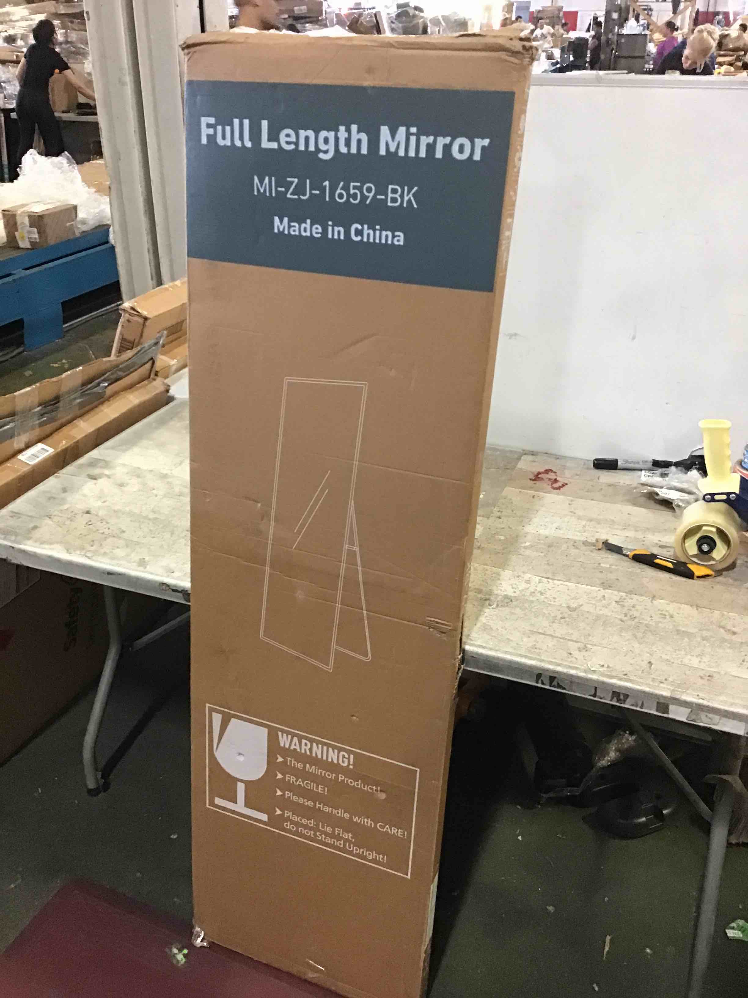 https://s3.amazonaws.com/lotting-images-prod/bidfta/RED5275764_1696272670924.jpeg