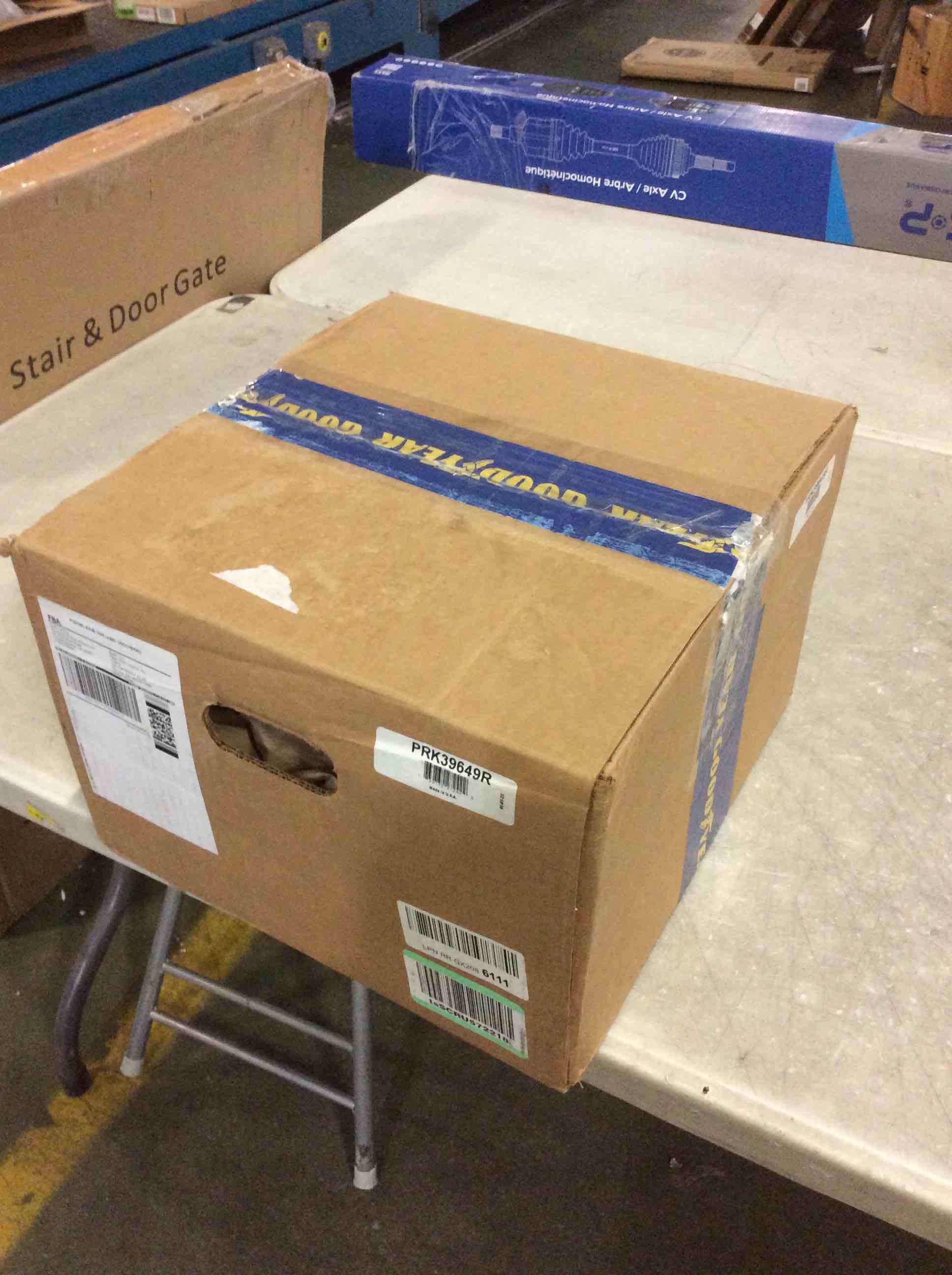 https://s3.amazonaws.com/lotting-images-prod/bidfta/RED5275923_1696419938670.jpeg