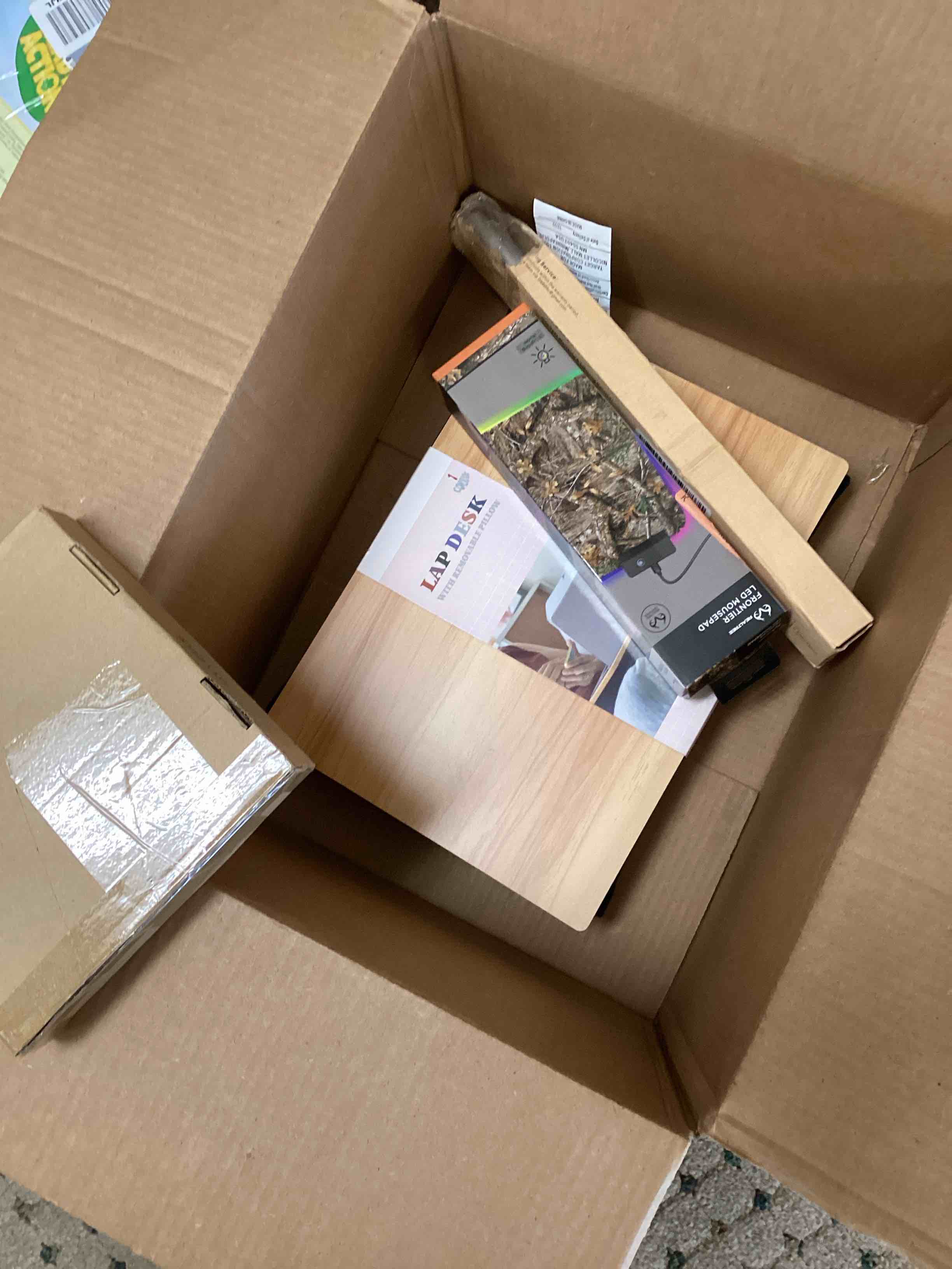 we’ll look,,,Multi-Item box lap pad deck , mouse pad ,pillow cases etc