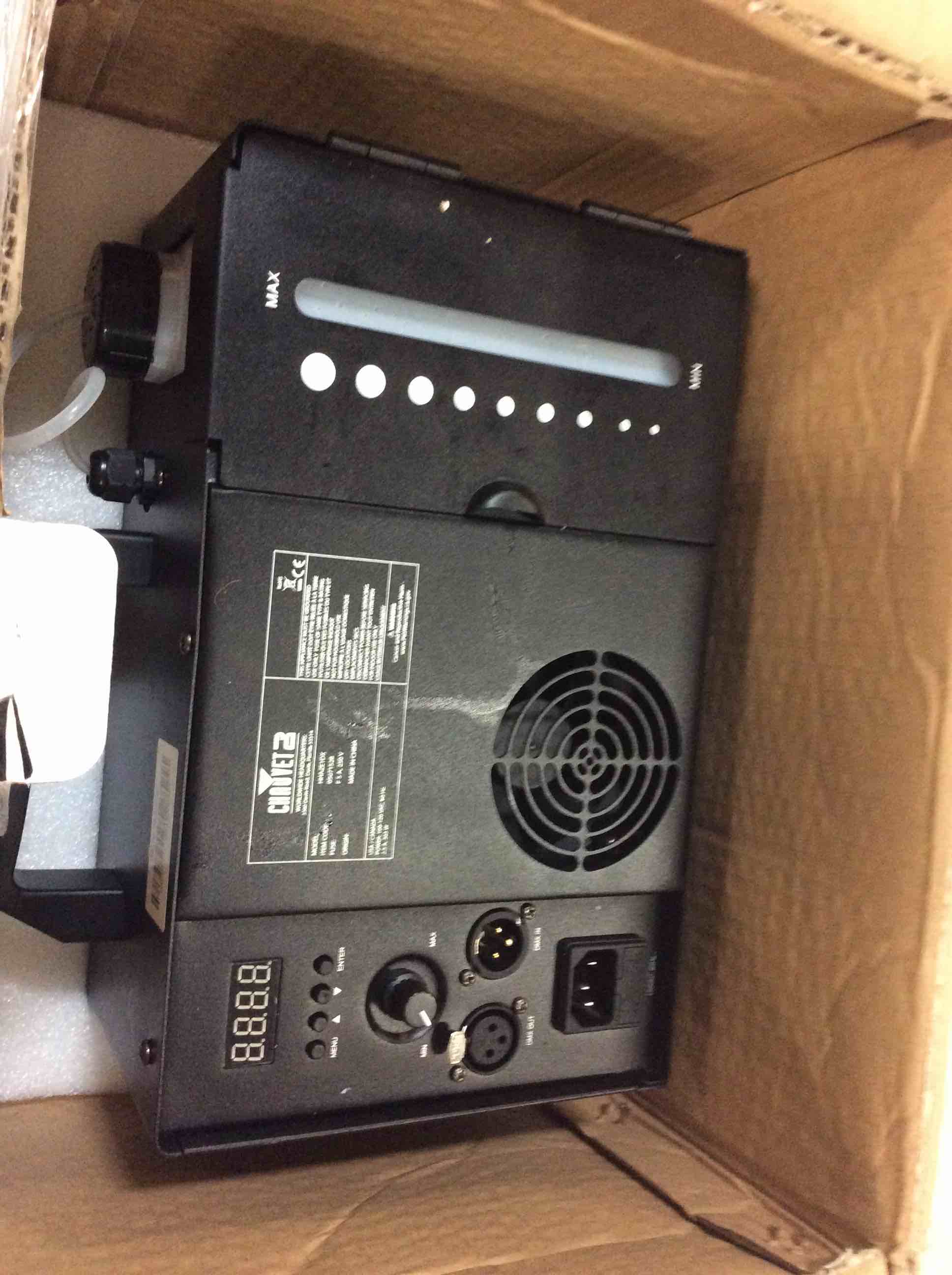 https://s3.amazonaws.com/lotting-images-prod/bidfta/RED5290498_1704208870552.jpeg