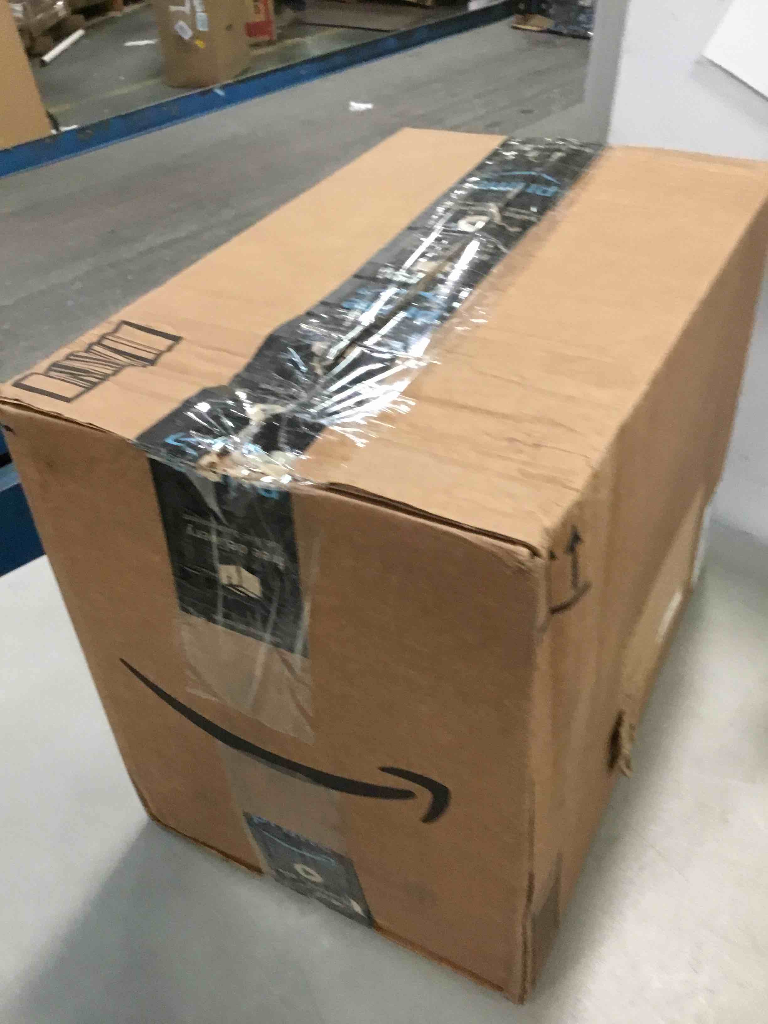 https://s3.amazonaws.com/lotting-images-prod/bidfta/RED5290719_1704314753744.jpeg