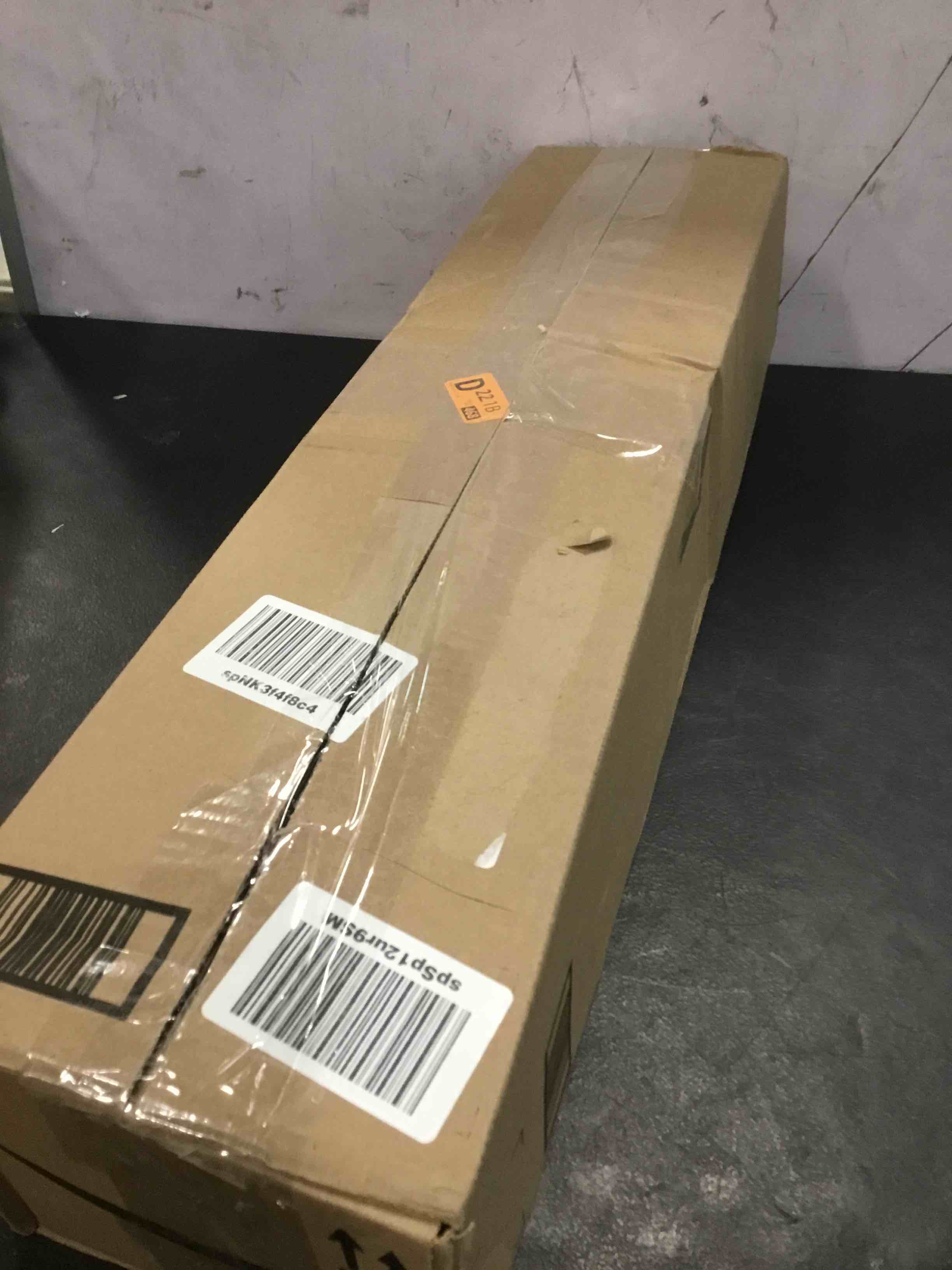 https://s3.amazonaws.com/lotting-images-prod/bidfta/RED5290756_1704372155438.jpeg